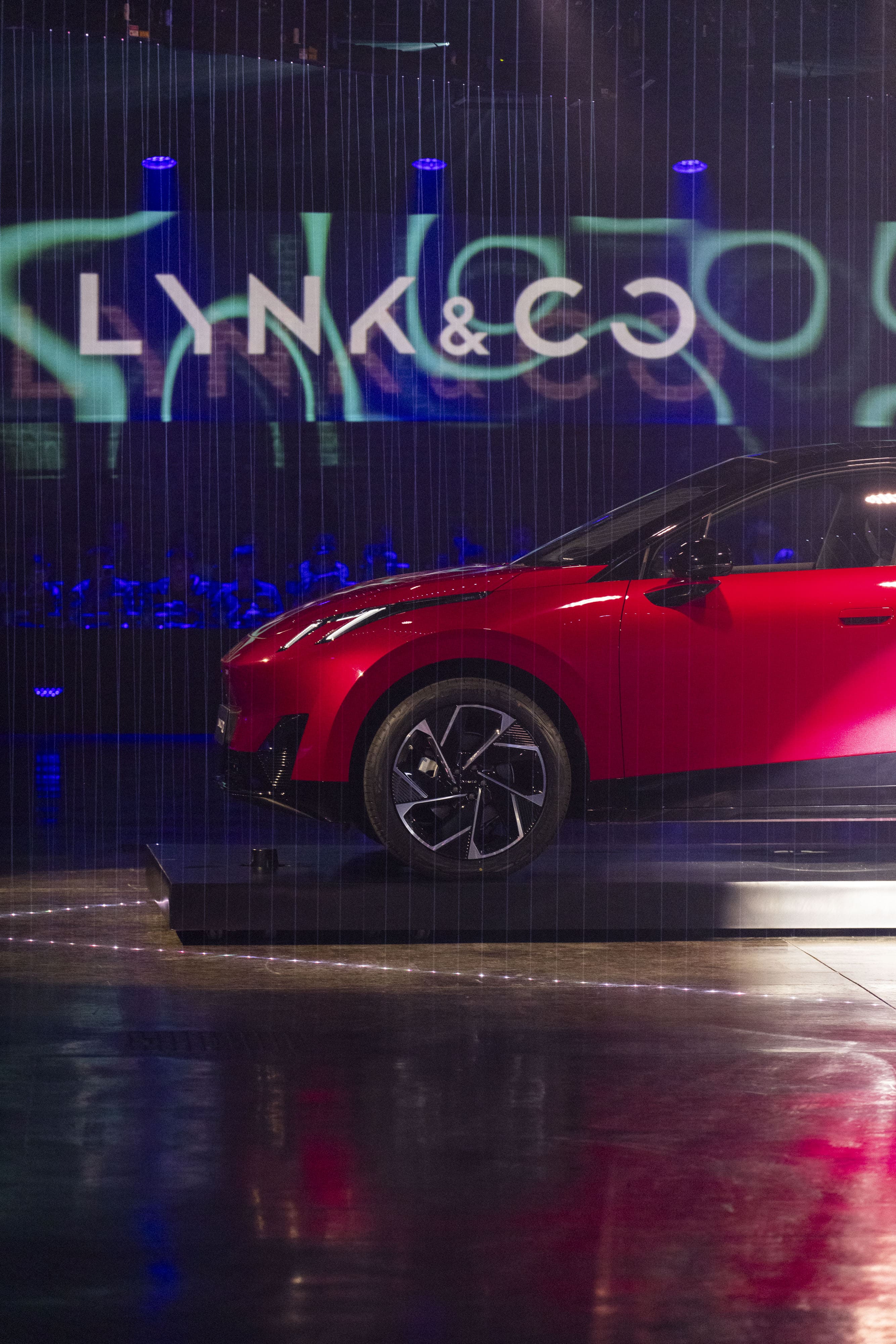 Lynk & Co 02