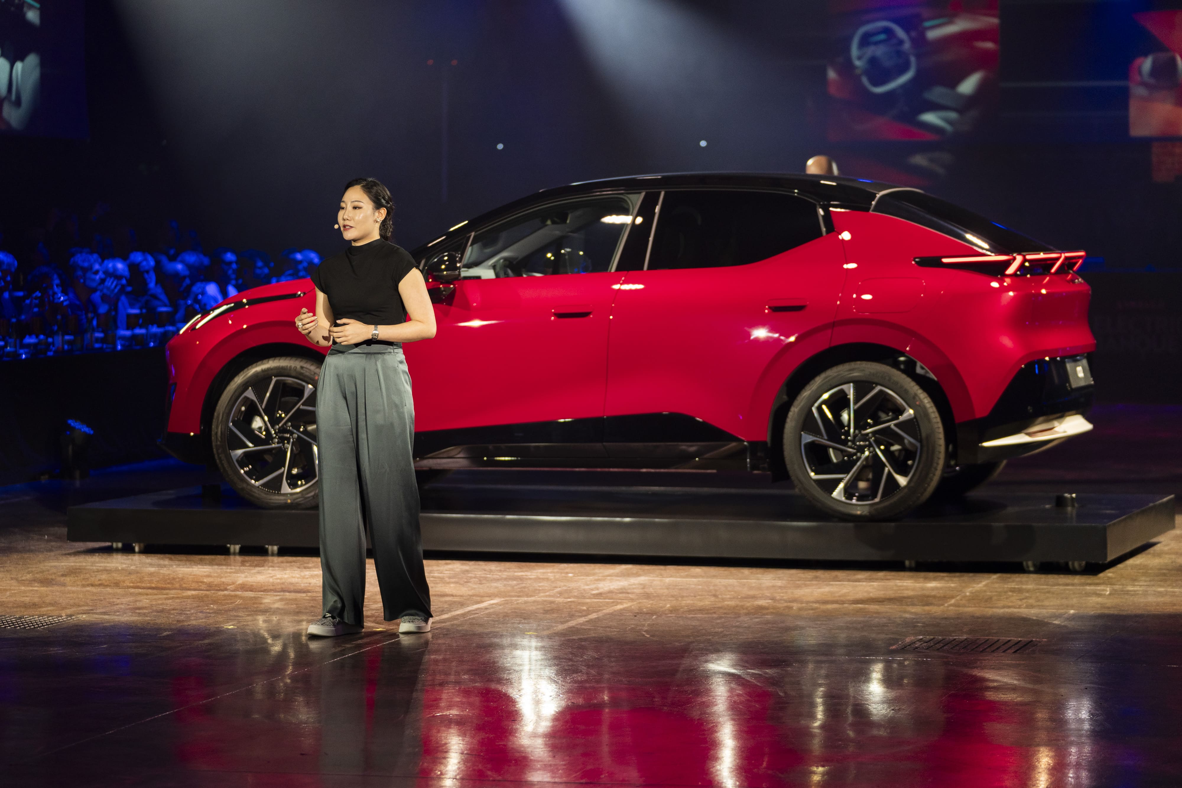 Lynk & Co 02