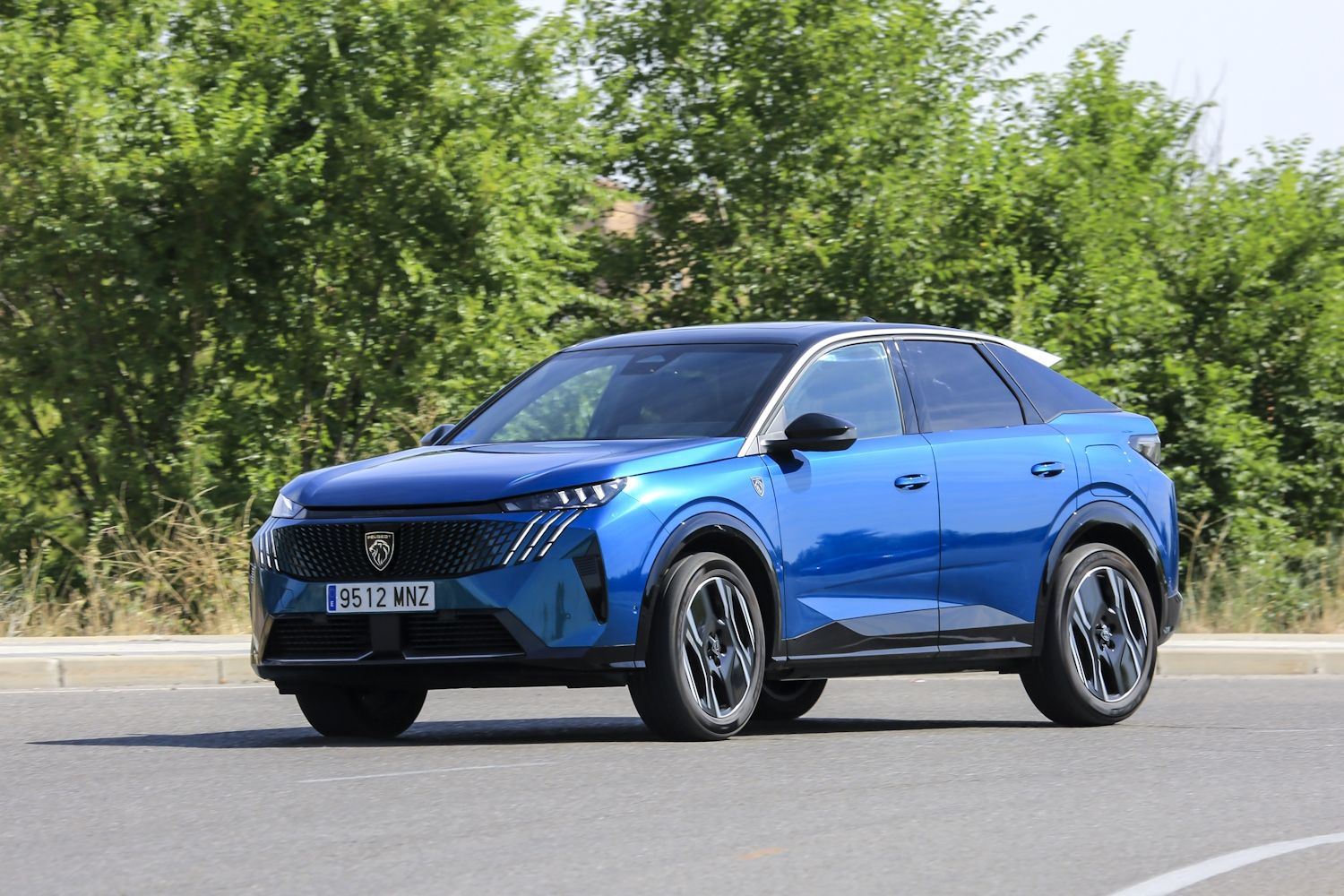 Peugeot E-3008 GT