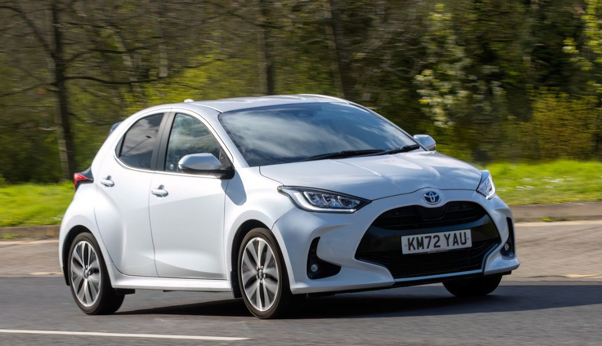 Mejor coche híbrido calidad precio