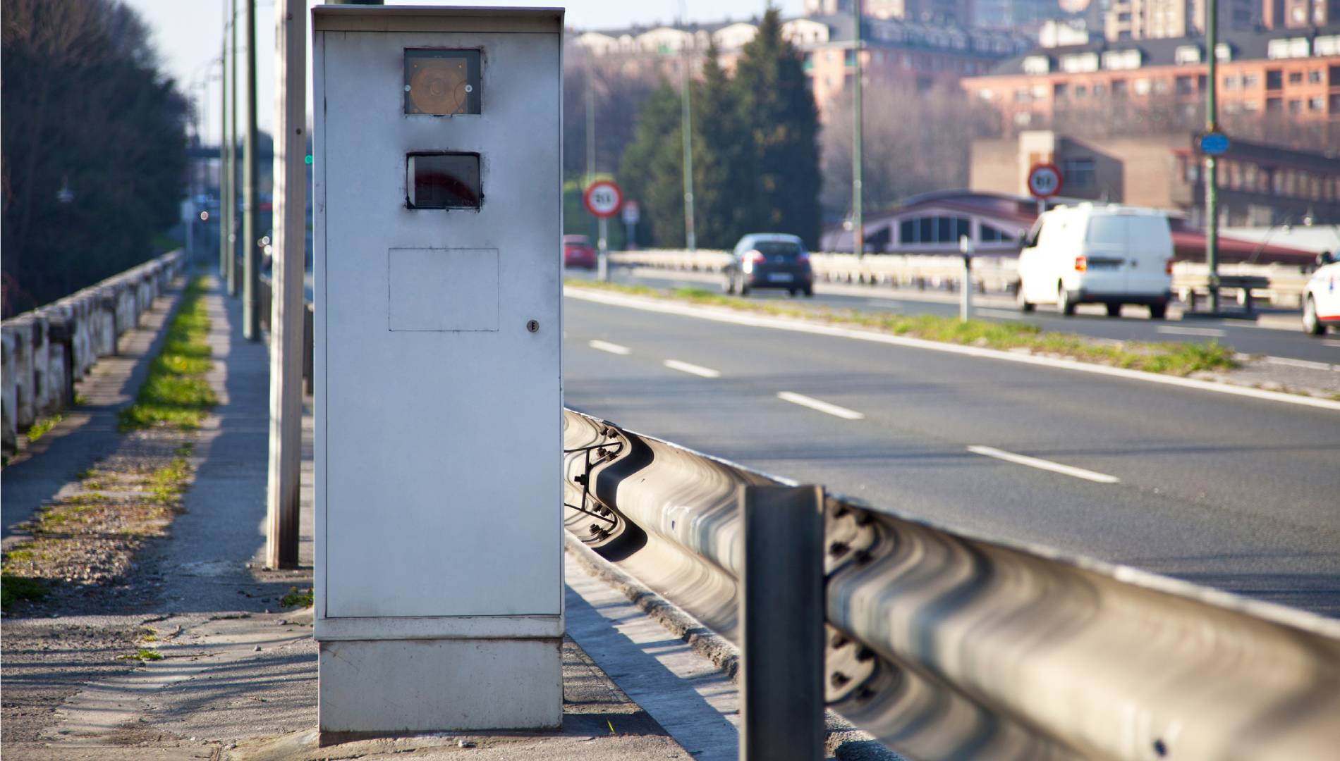 Muchos radares de la DGT en España pueden ser ilegales por incumplir esta norma europea