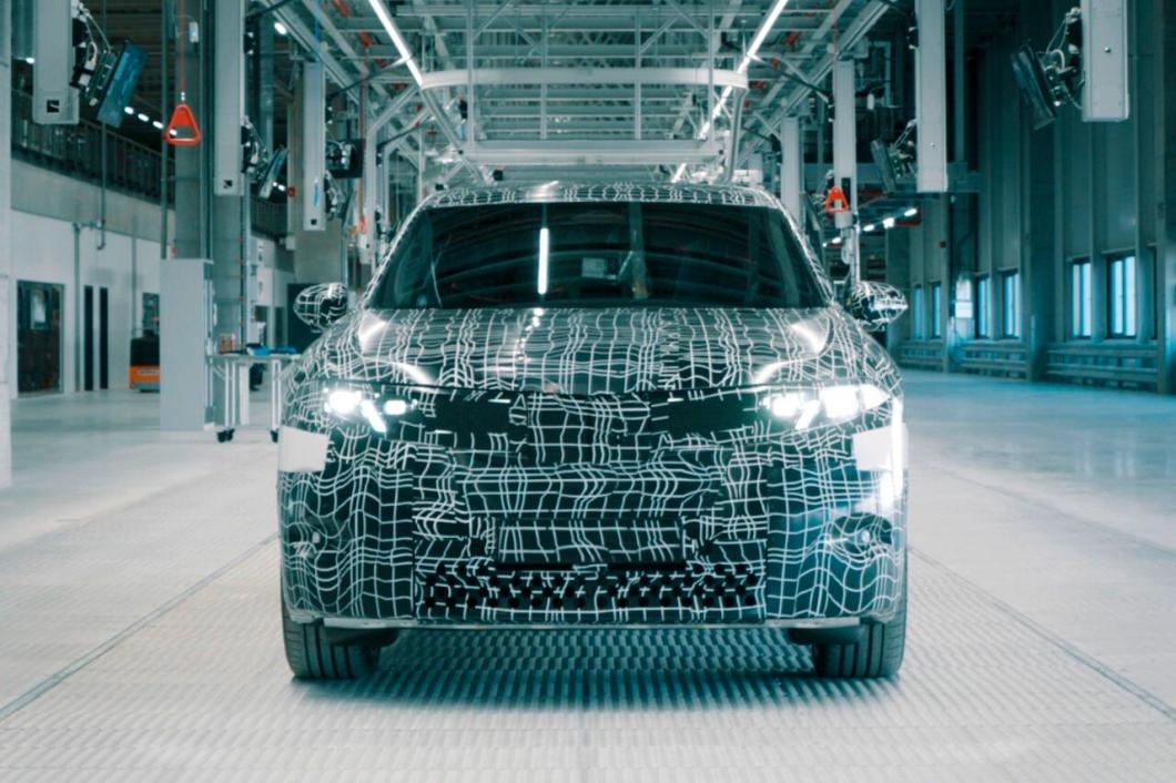 BMW iX3 prototipo