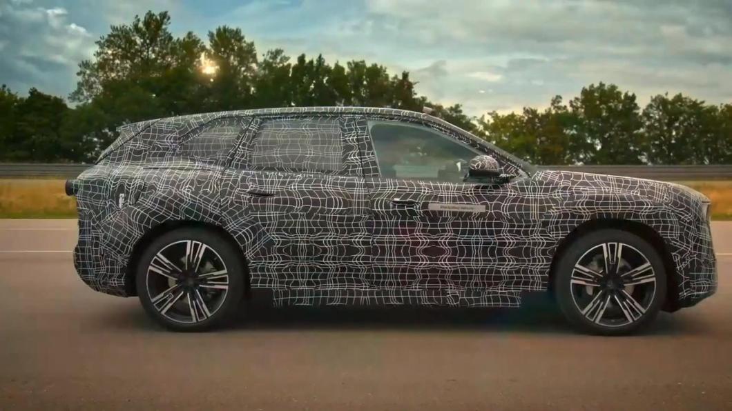 BMW iX3 prototipo