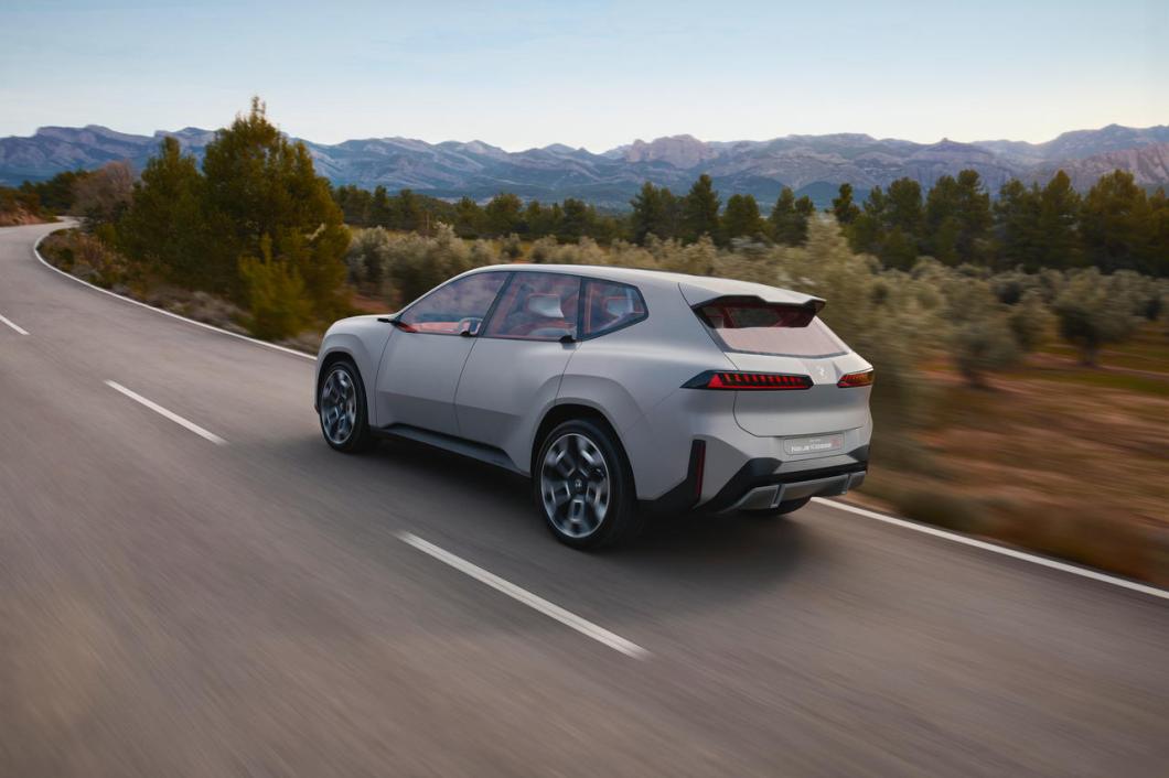 BMW Vision Neue Klasse X Concept 2024