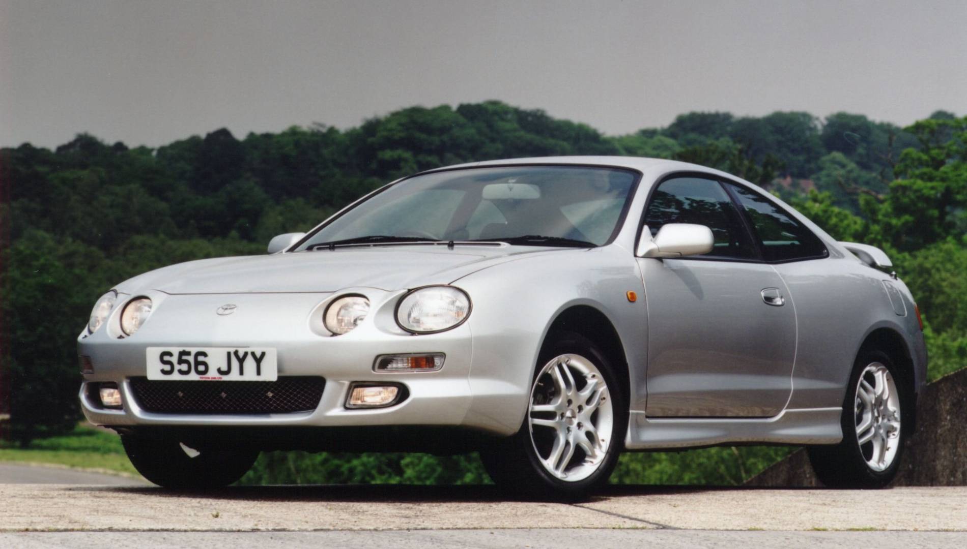 Toyota confirma oficialmente el regreso del Celica al mercado y así será el nuevo deportivo