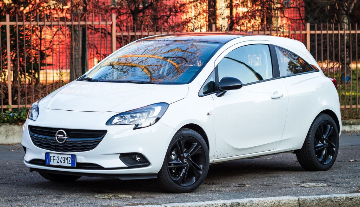 Fallo en el sistema ESC del Opel Corsa