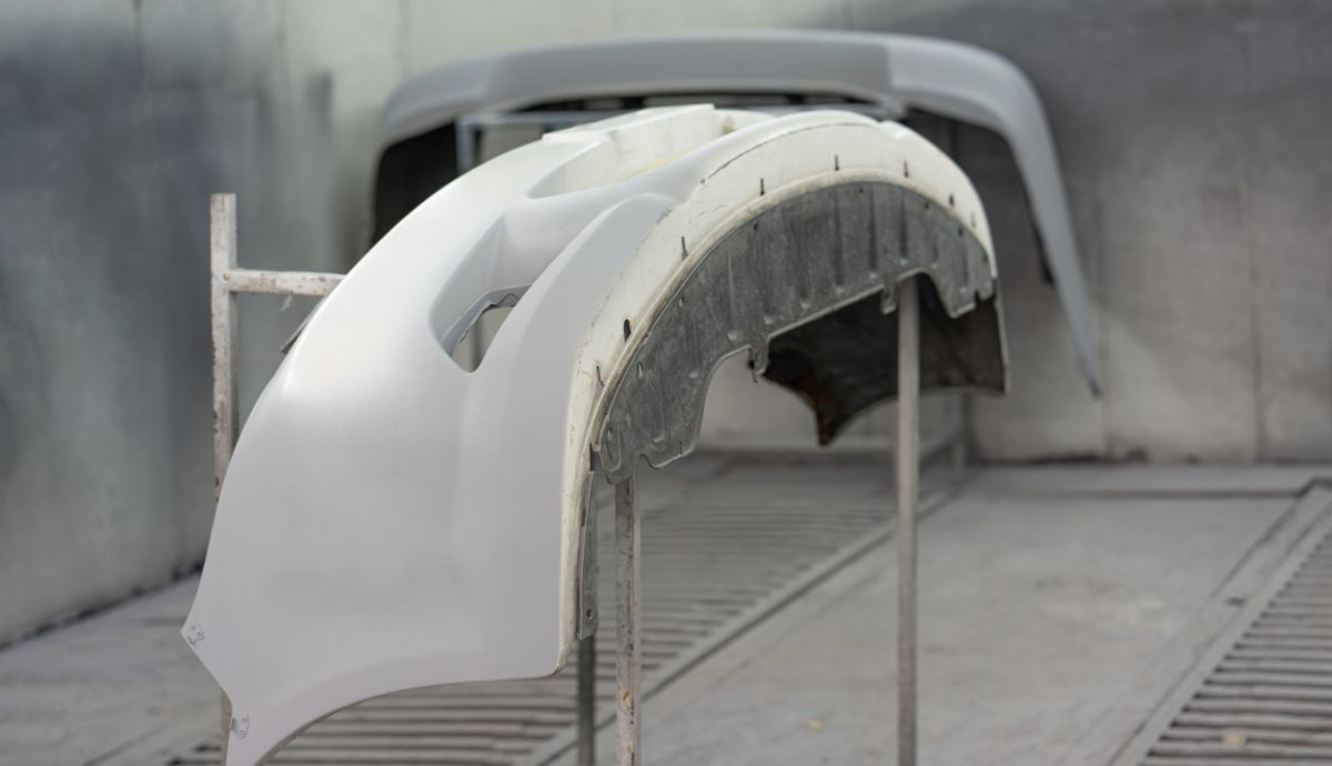 Faldón delantero del coche