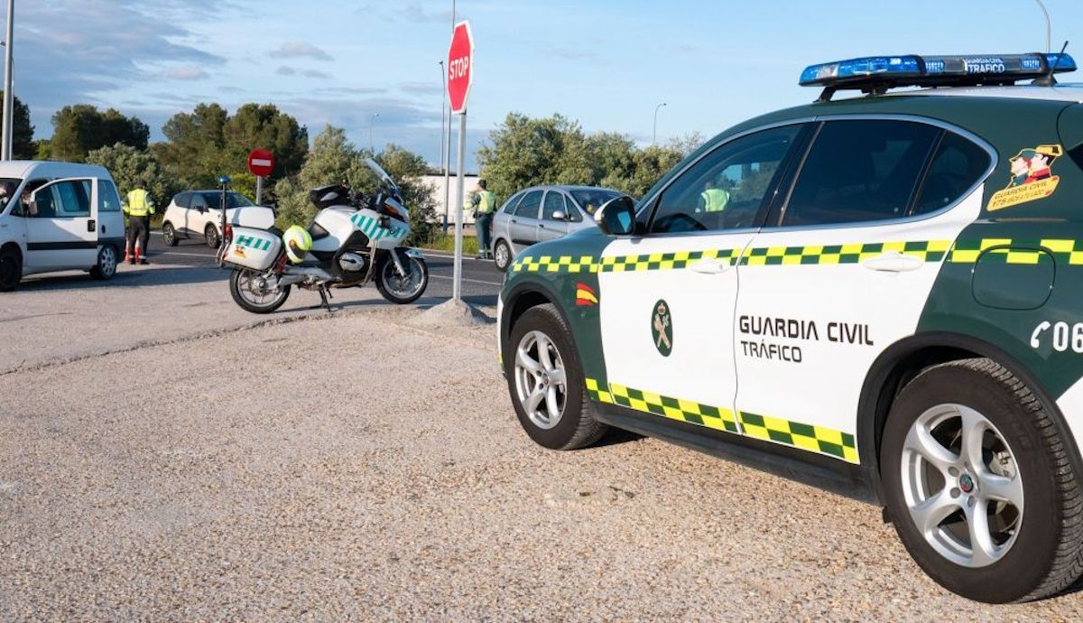 La DGT anuncia nuevos controles sorpresa en Navidades, te podrá parar en cualquier momento y lugar