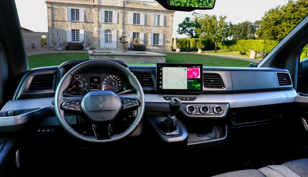 Así es el interior del Renault Master 2024