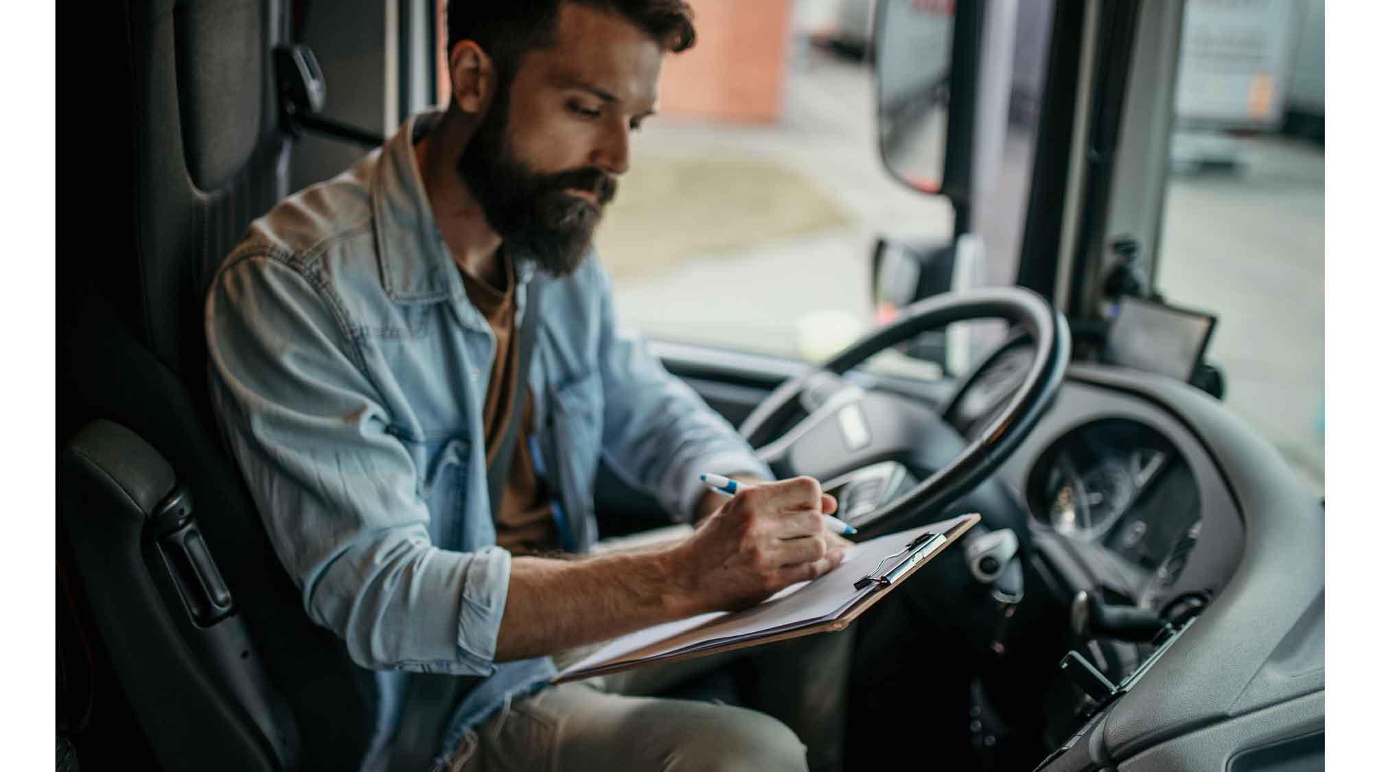 Los precios de las furgonetas se disparan: ¿Alquilar es la única salida? (Foto: iStock)