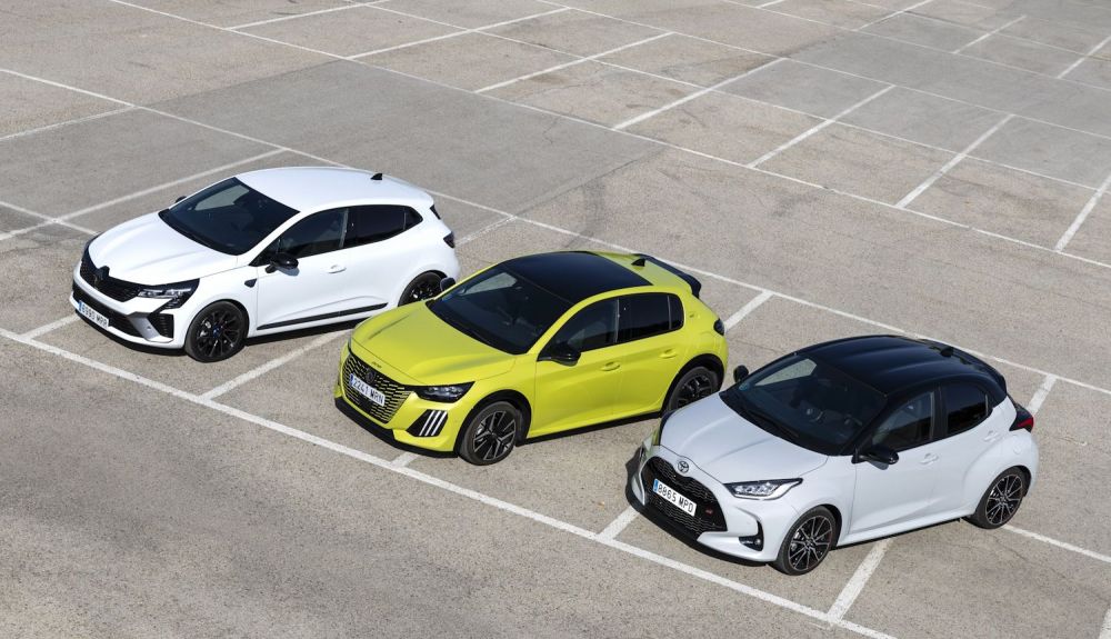 Peugeot 208 Hybrid e-DCS6, Renault Clio E-Tech Full Hybrid y Toyota Yaris 130H Peugeot 208 Hybrid e-DCS6, Renault Clio E-Tech Full Hybrid y Toyota Yaris 130H