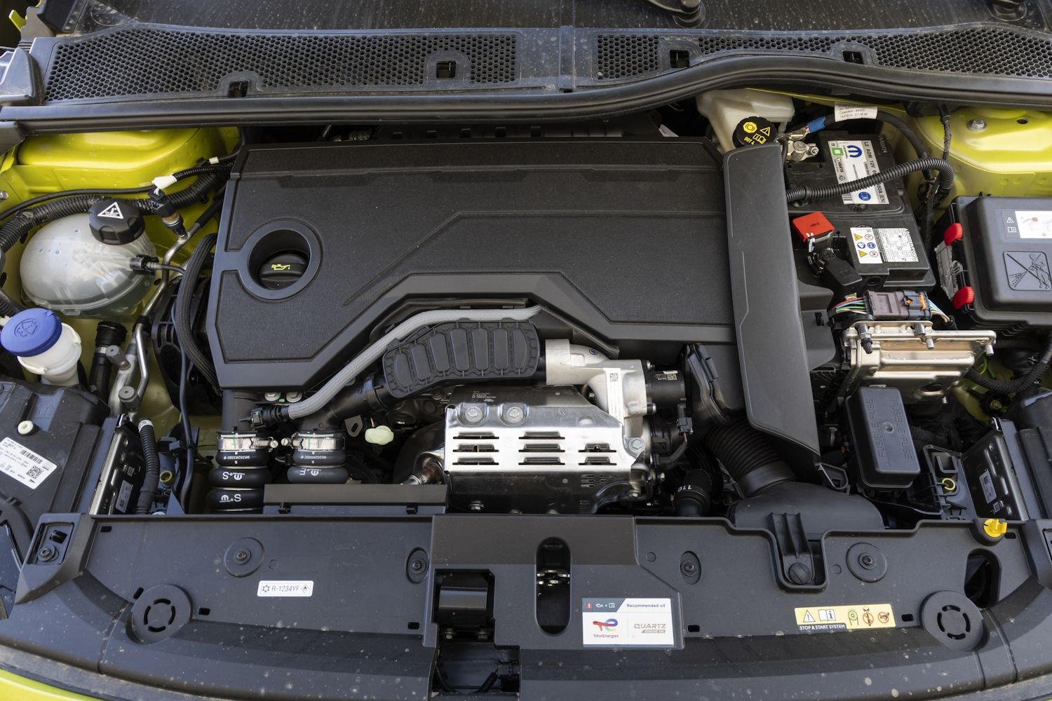Peugeot 208 Hybrid