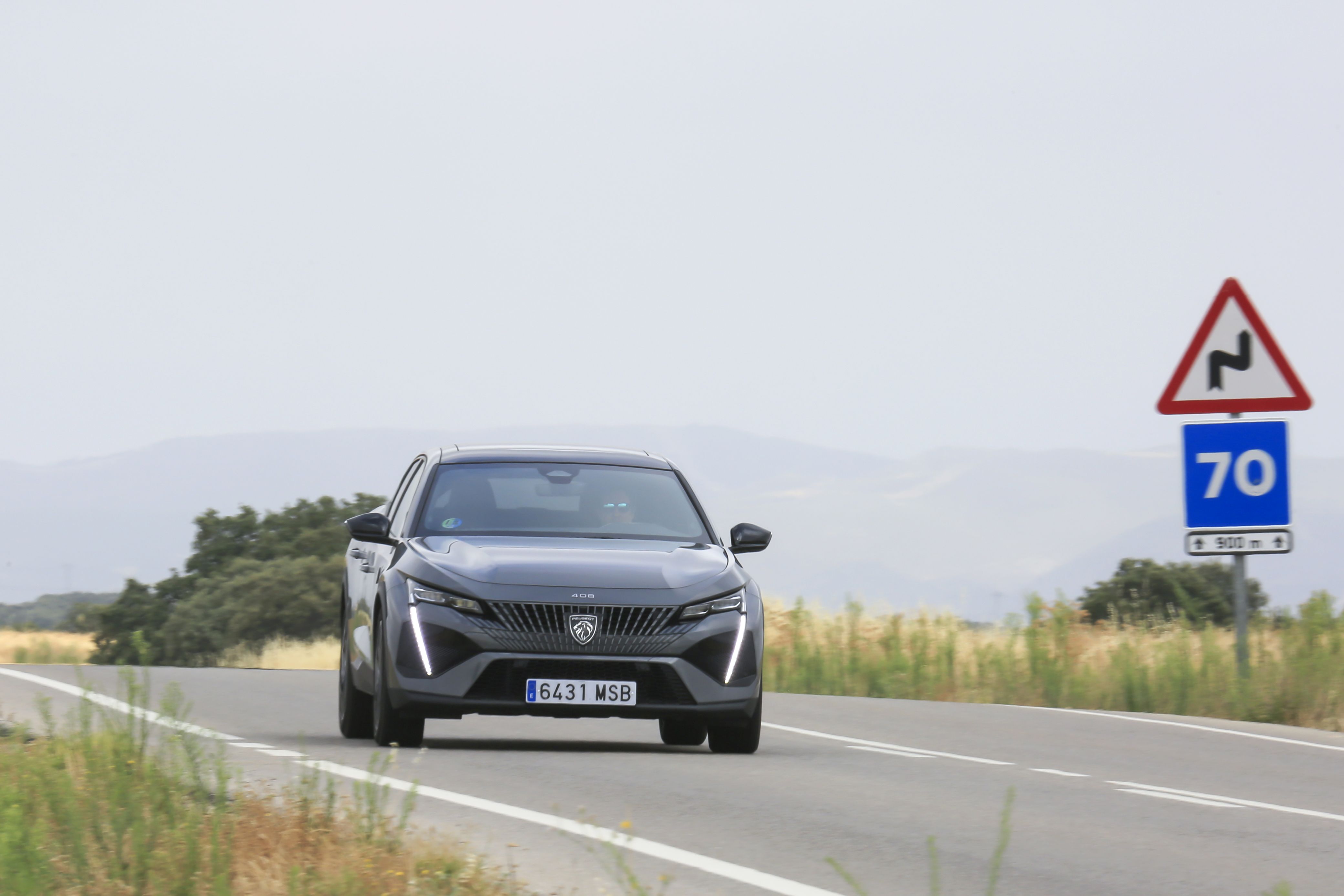 Peugeot 408 1.2 Hybrid e-DCS6 GT