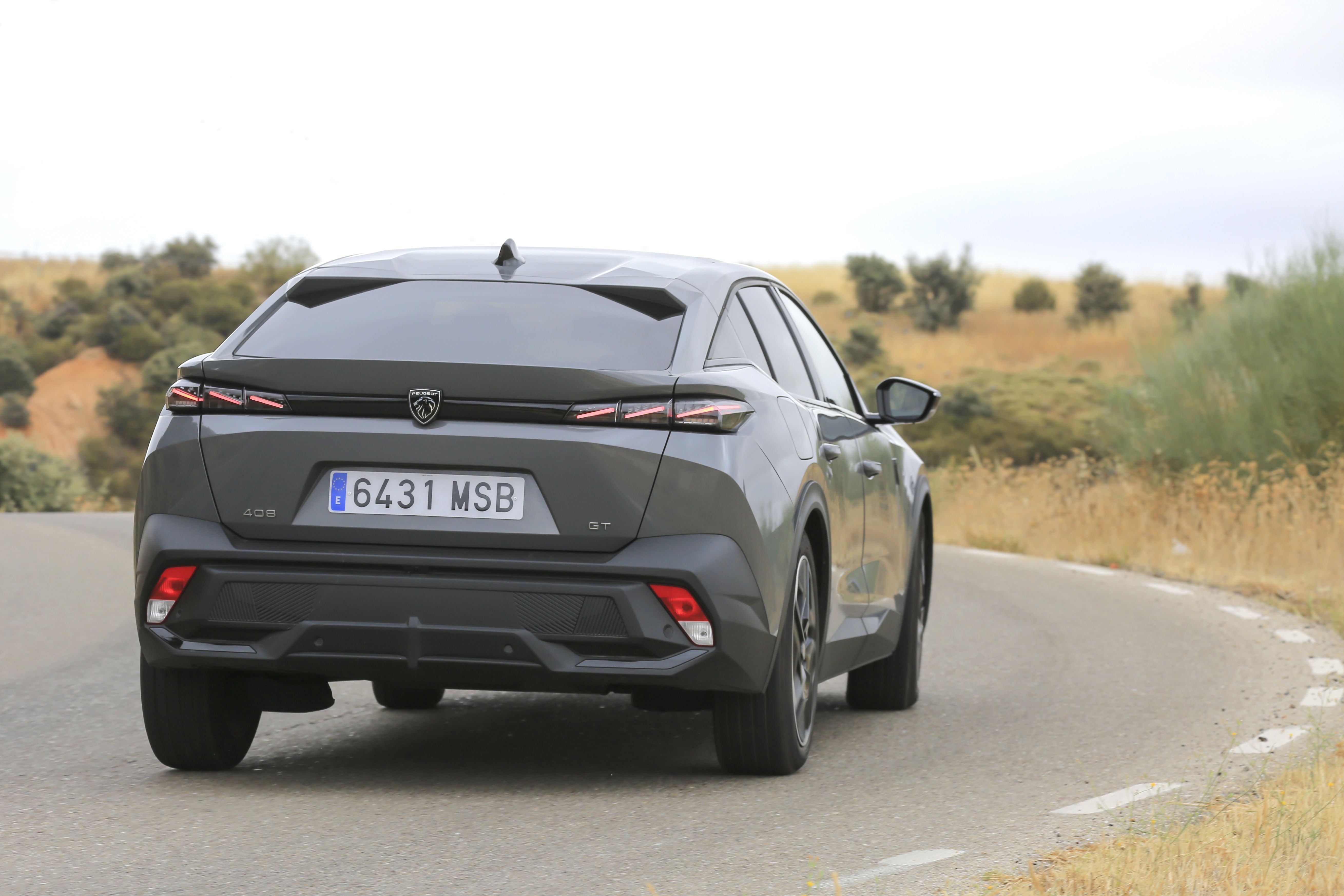 Peugeot 408 1.2 Hybrid e-DCS6 GT