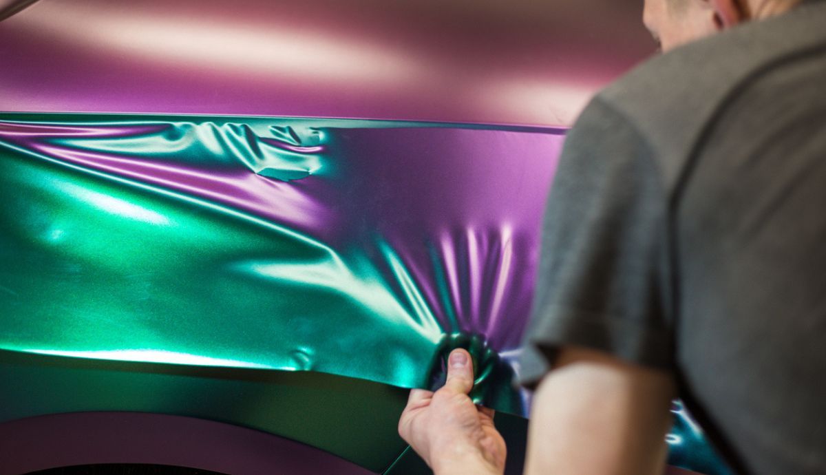 Pintar coches con vinilo o con pintura