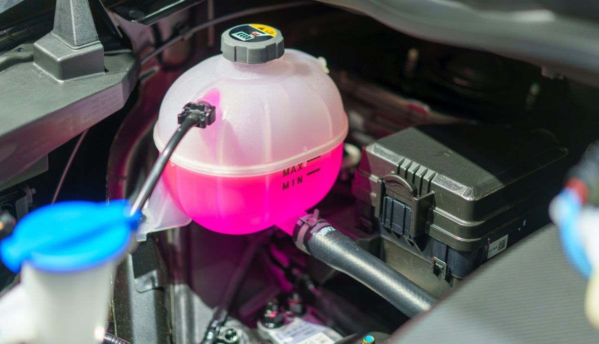 Cómo saber qué anticongelante lleva mi coche