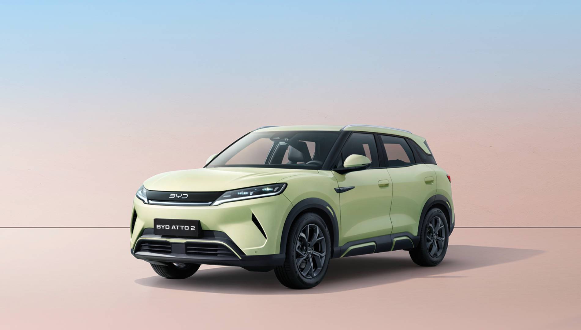 BYD quiere entrar en la guerra de los SUV eléctricos baratos con el lanzamiento del Atto 2