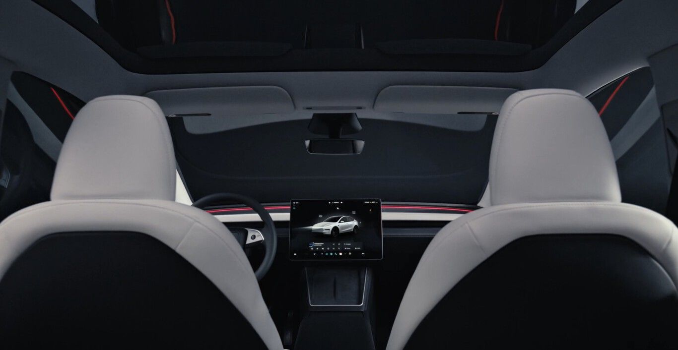 Tesla Model Y 2025