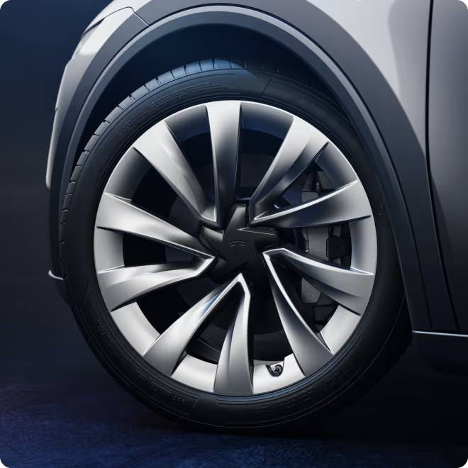 Tesla Model Y 2025