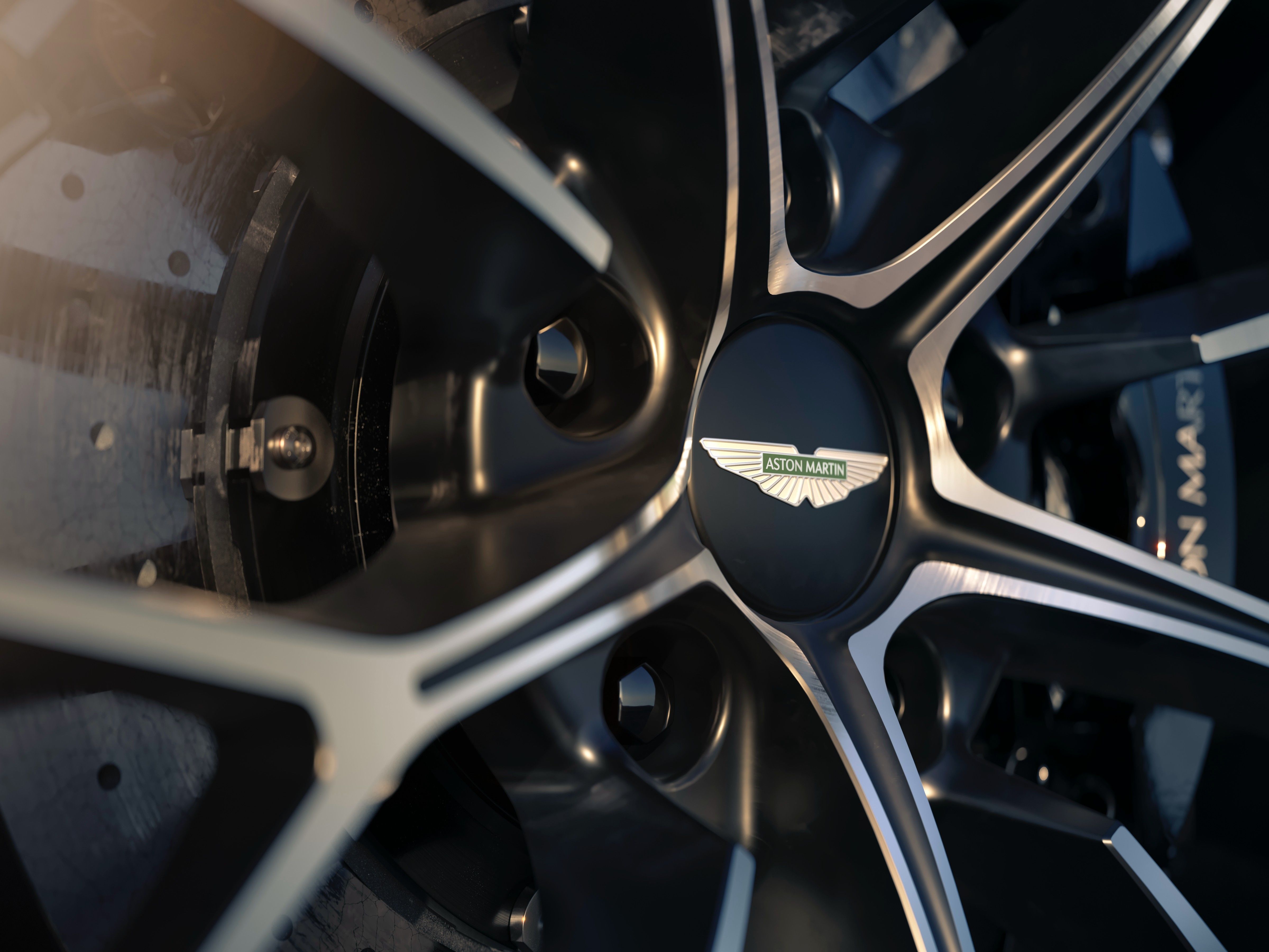 Aston Martin Vantage Roadster