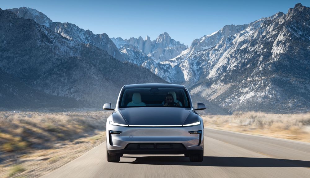 Tesla Model Y 2025 Tesla Model Y 2025