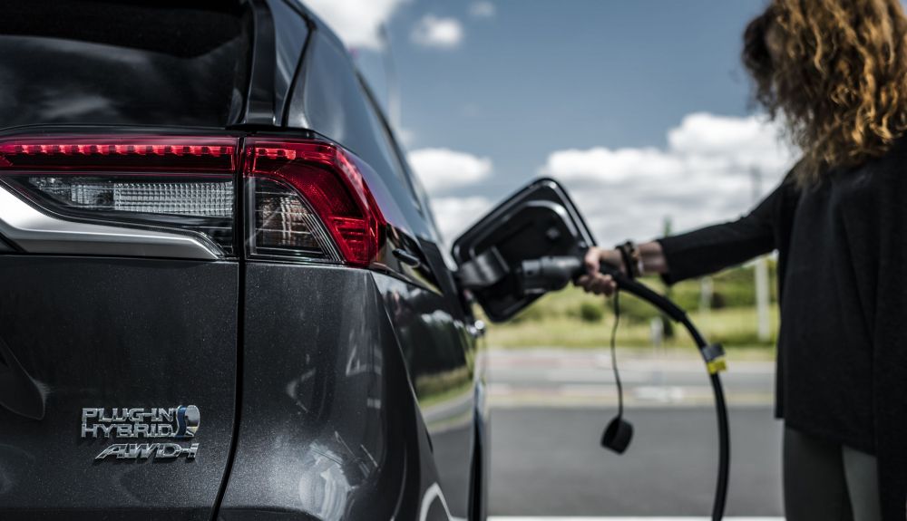 El nuevo Toyota RAV4 podría apostar en su próxima generación por una variante totalmente eléctrica El nuevo Toyota RAV4 podría apostar en su próxima generación por una variante totalmente eléctrica