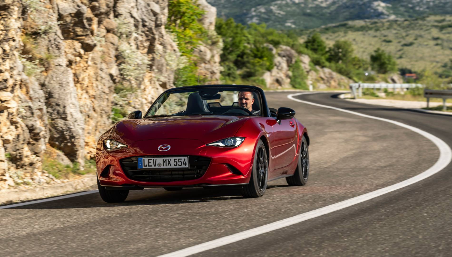Los diez coches deportivos más baratos y emocionantes que puedes comprar hoy