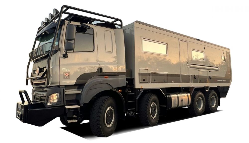 SLRV Commander 8×8 SLRV Commander 8×8