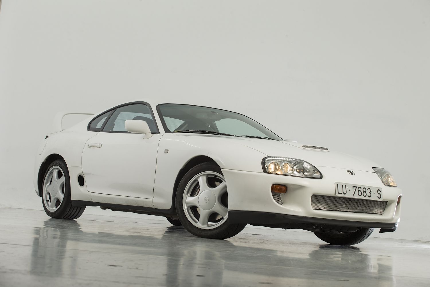 Toyota Supra A80 Biturbo (1993–2002)