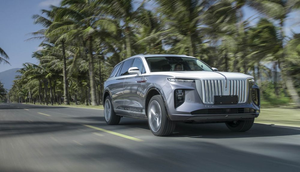 El Hongqi EHS9 recuerda mucho al Rolls Royce Cullinan 