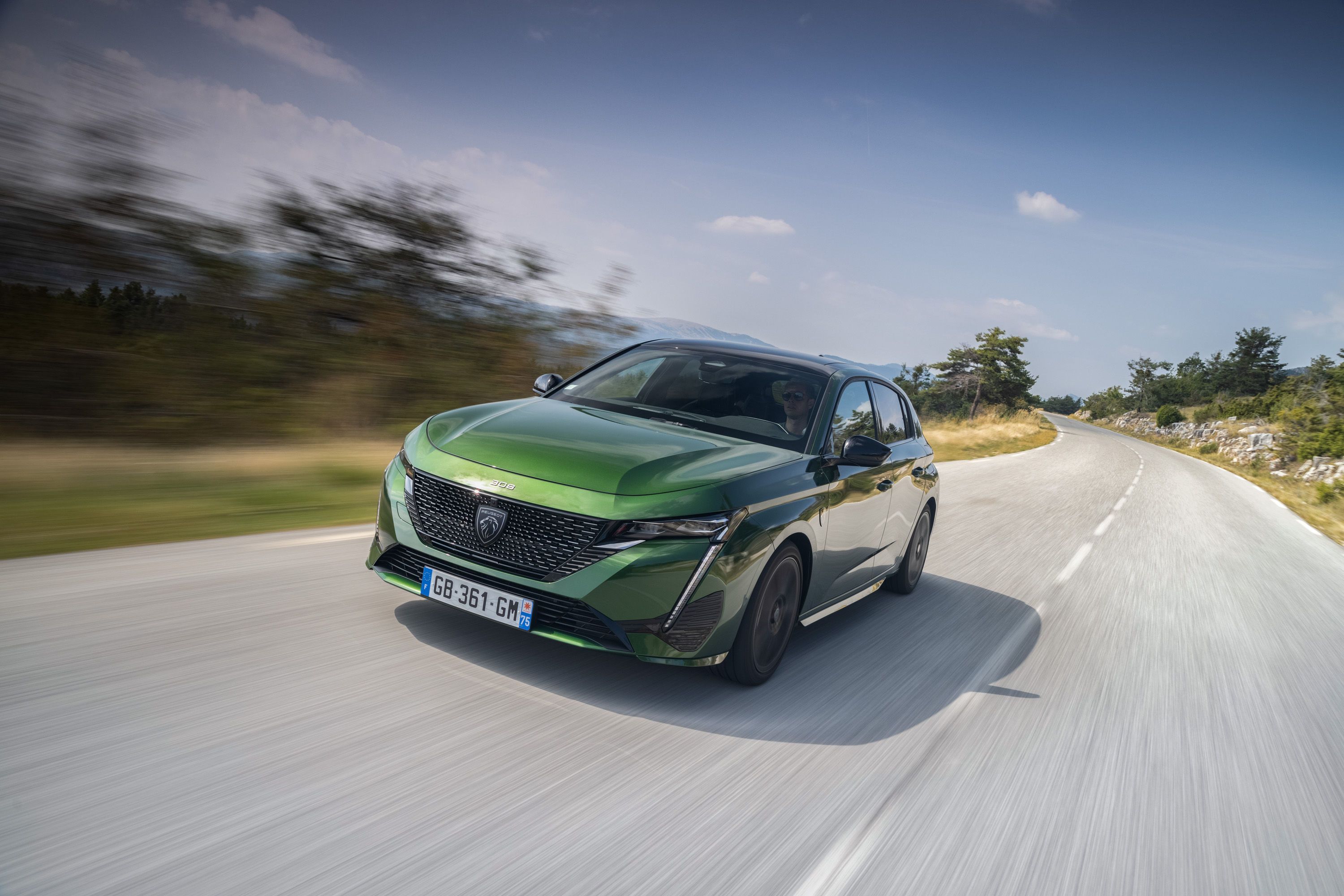 Nueva motorización Plug-in Hybrid de 195 CV de Peugeot