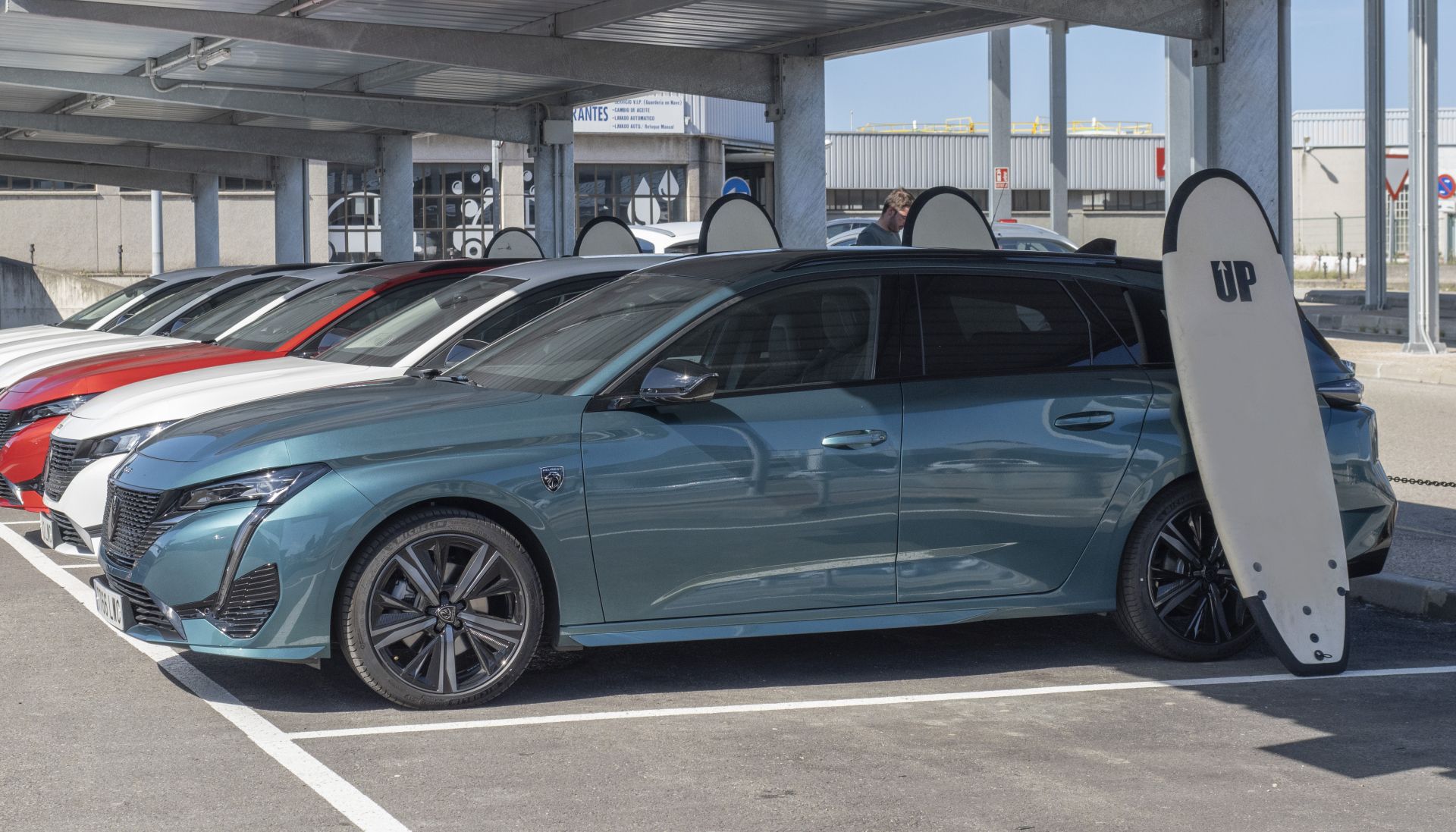 Nueva motorización Plug-in Hybrid de 195 CV de Peugeot