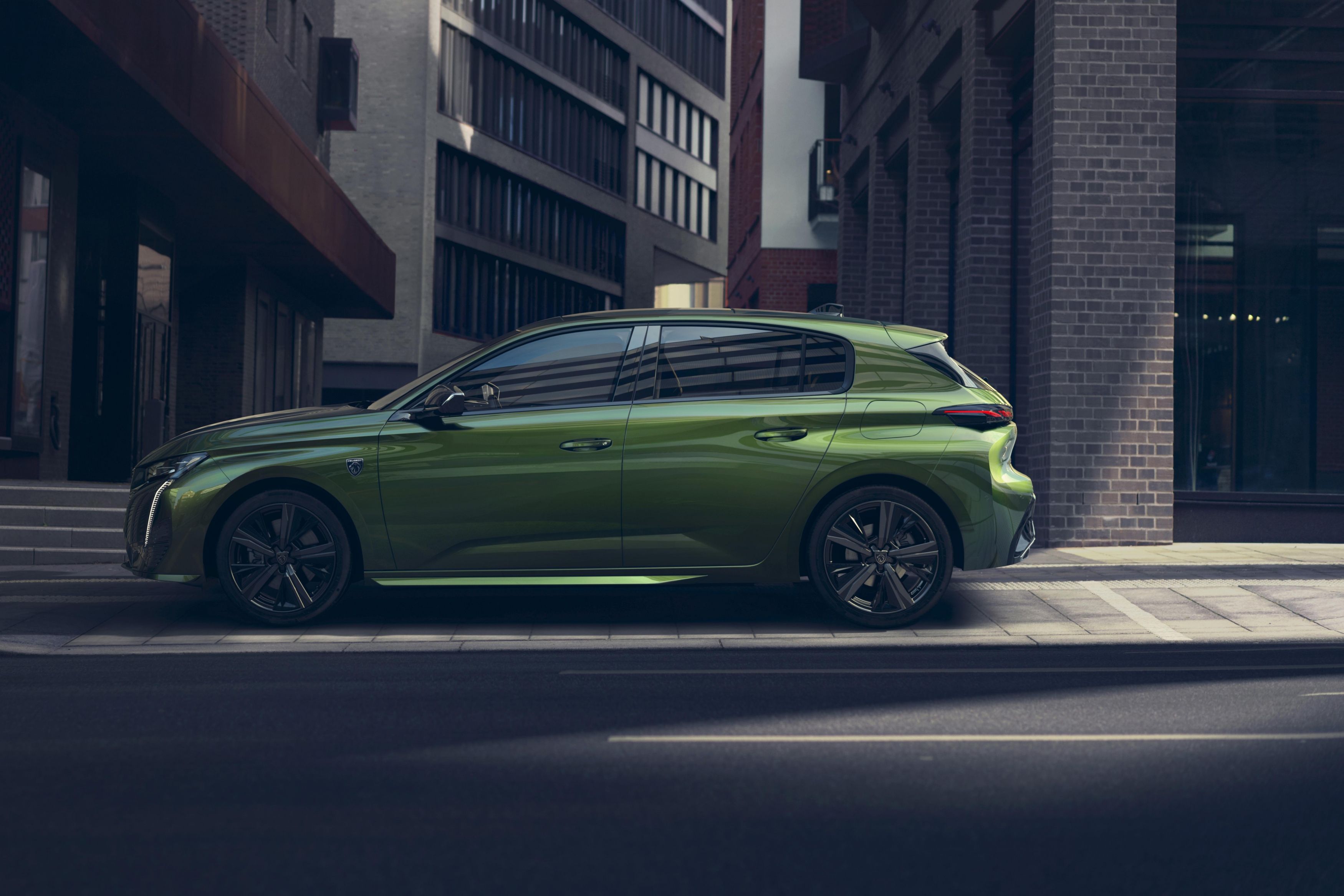Nueva motorización Plug-in Hybrid de 195 CV de Peugeot
