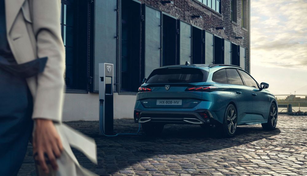 Nueva motorización Plug-in Hybrid de 195 CV de Peugeot