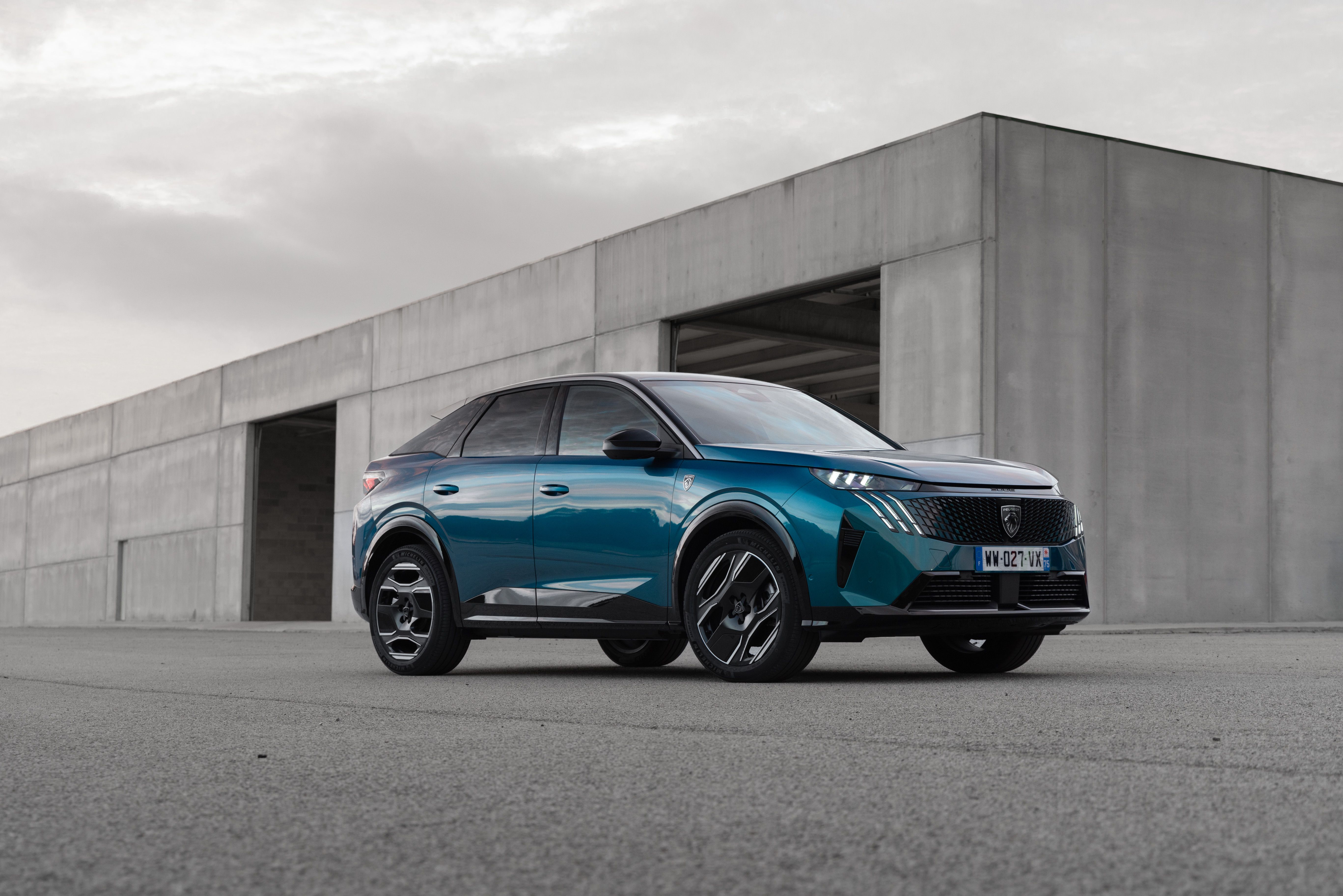 Nueva motorización Plug-in Hybrid de 195 CV de Peugeot