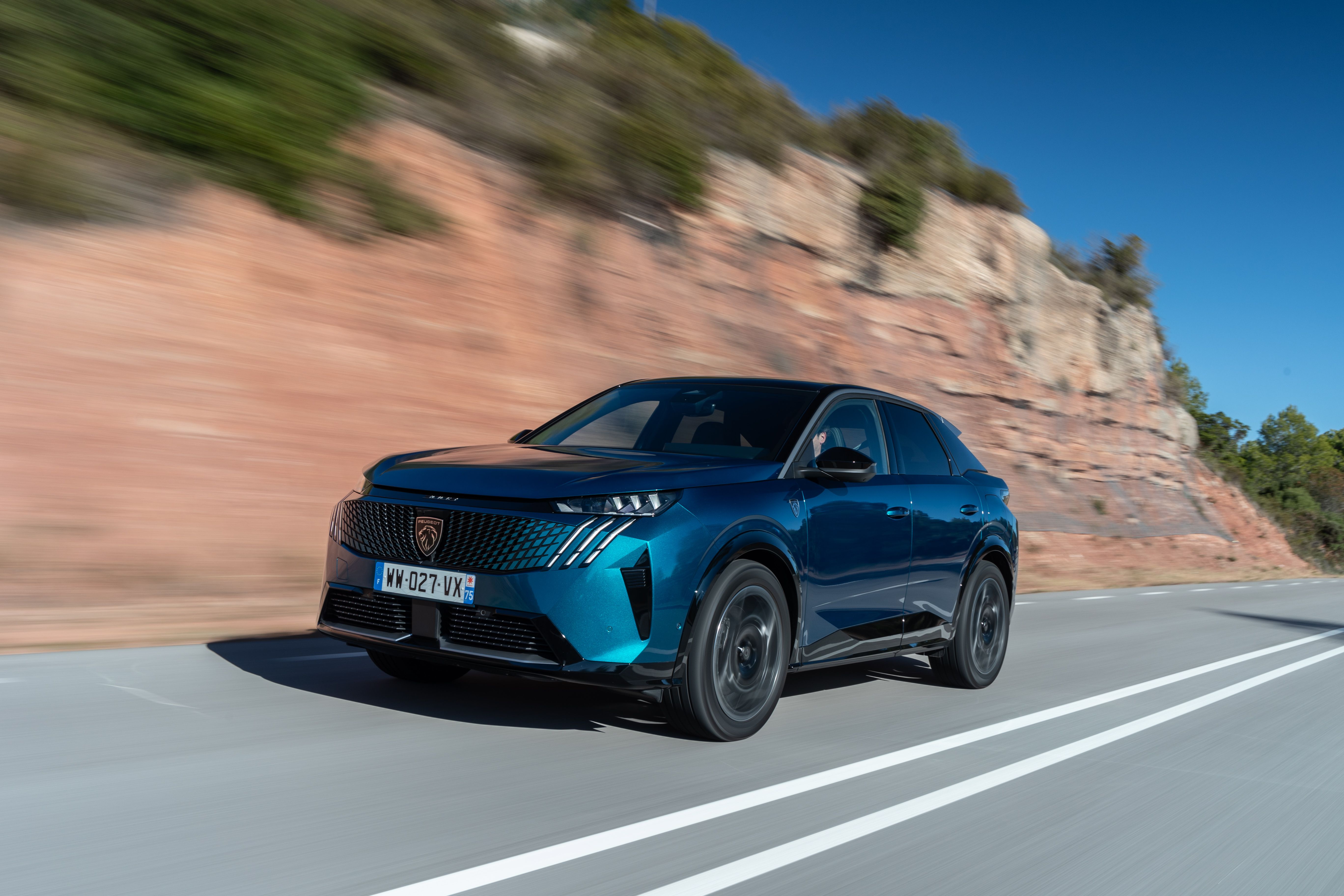 Nueva motorización Plug-in Hybrid de 195 CV de Peugeot