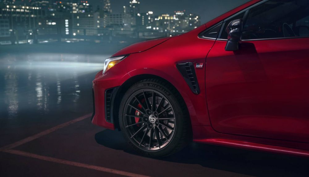 Convertido ya en “GTI” de culto, y eso que no se vende aquí, así sería el próximo Toyota GR Corolla