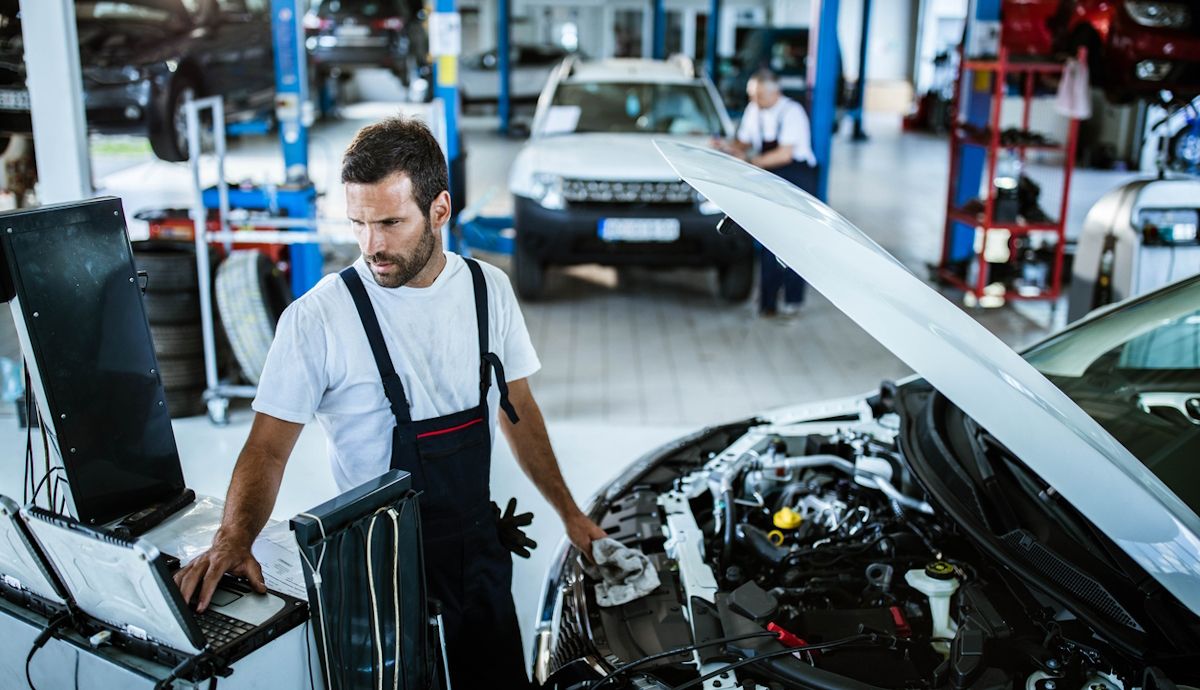 Estas son las 5 averías electrónicas más comunes de los coches y que pueden hacerte suspender la ITV