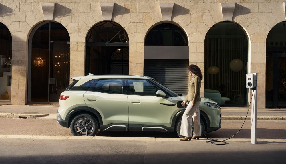 El BYD Atto 2 se puede cargar en CC a una potencia de hasta 65 kW El BYD Atto 2 se puede cargar en CC a una potencia de hasta 65 kW