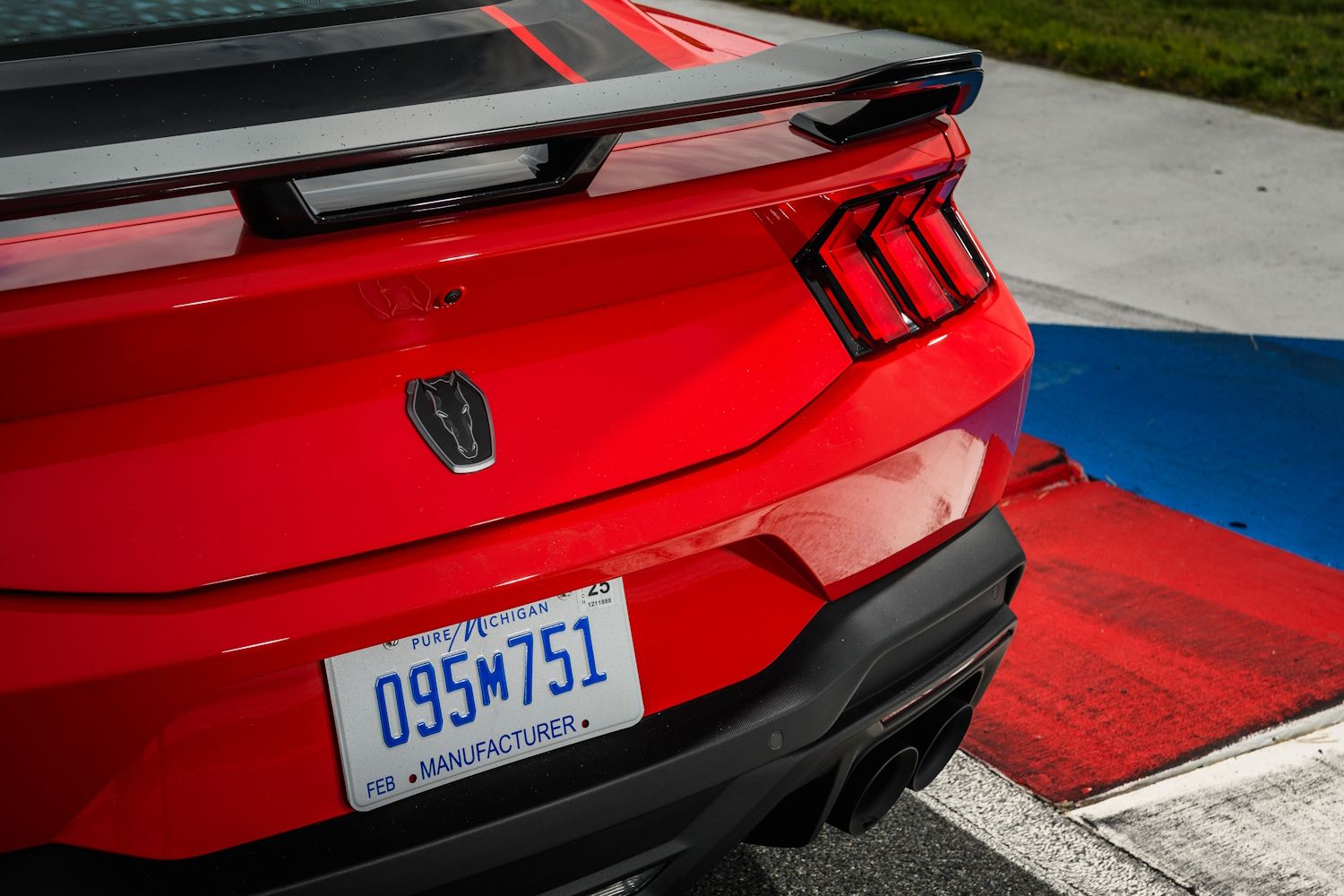 Ford Mustang Dark Horse