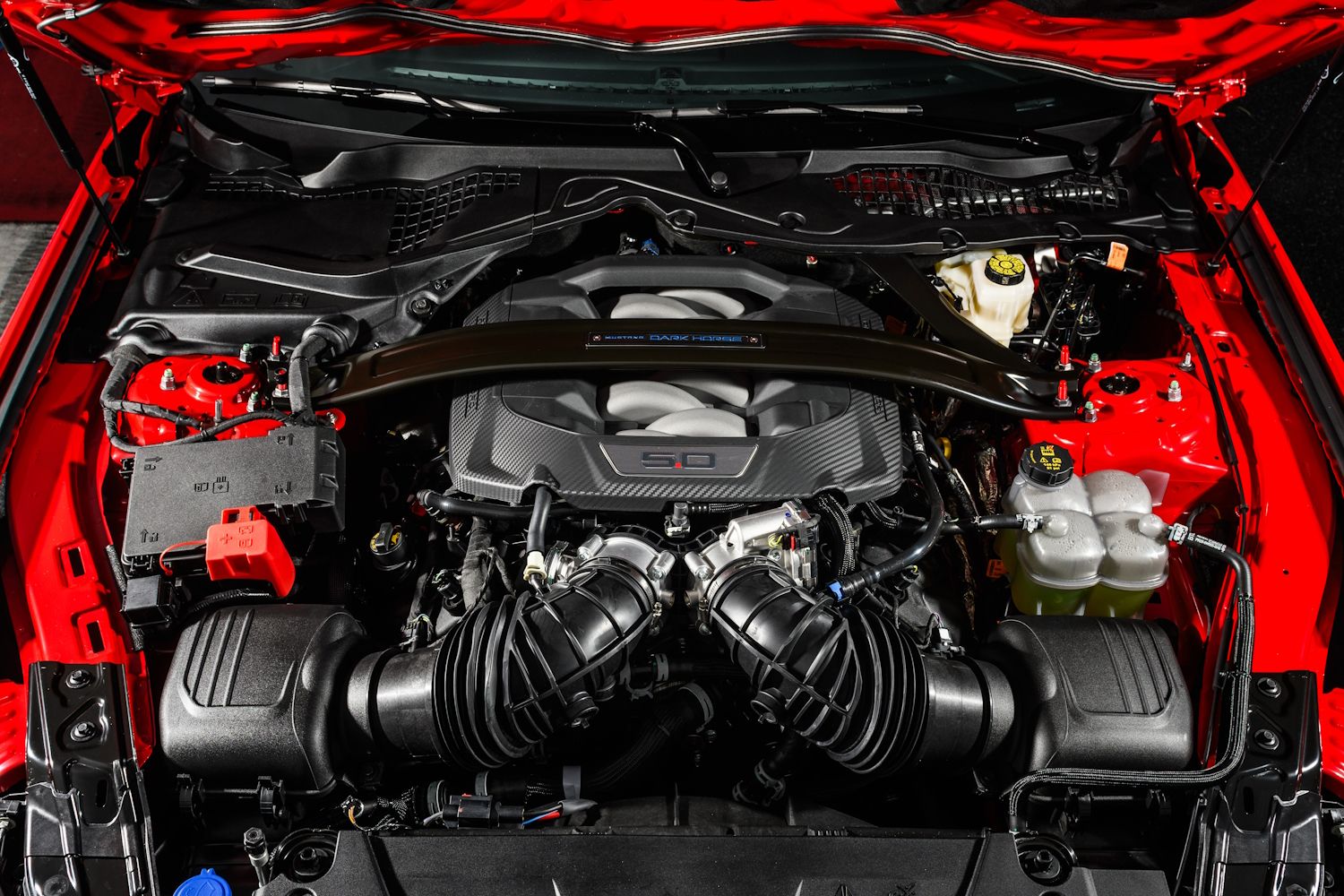 Ford Mustang Dark Horse
