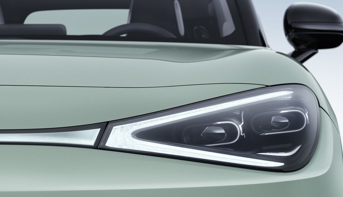 Revolución en Smart, coches más grandes, SUV… ¡y ahora una nueva berlina diseñada por Mercedes!