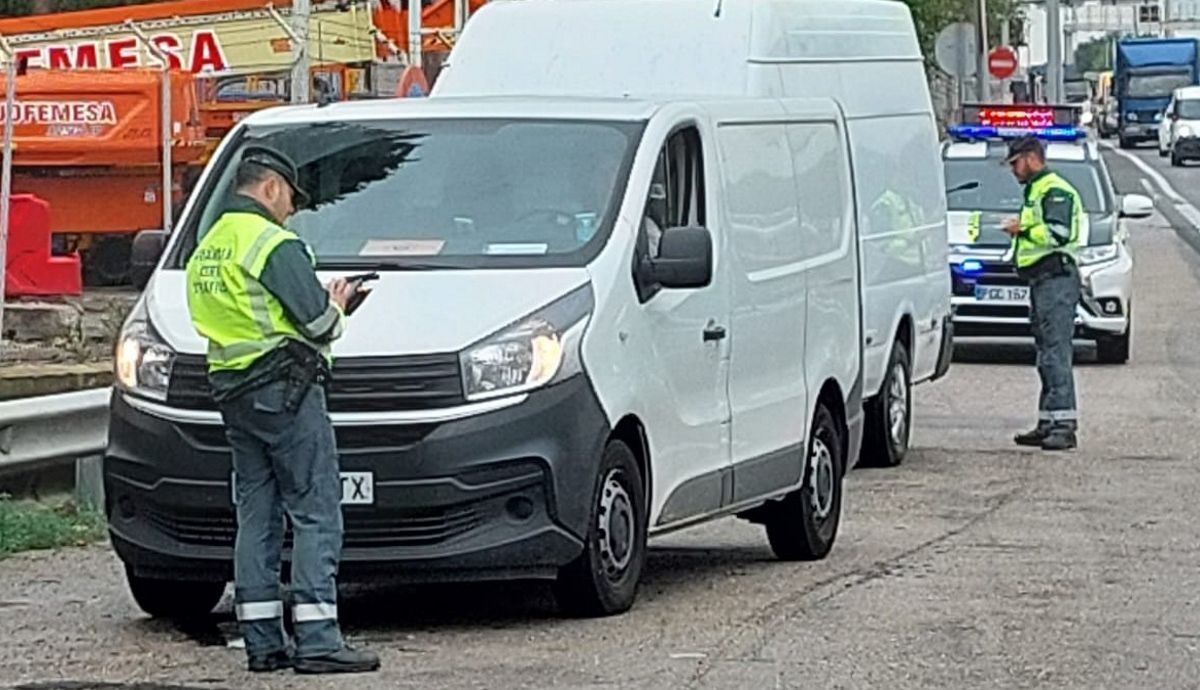 La DGT apuesta por el cobro exprés de multas, reduciendo la notificación de sanciones a solo 2 días