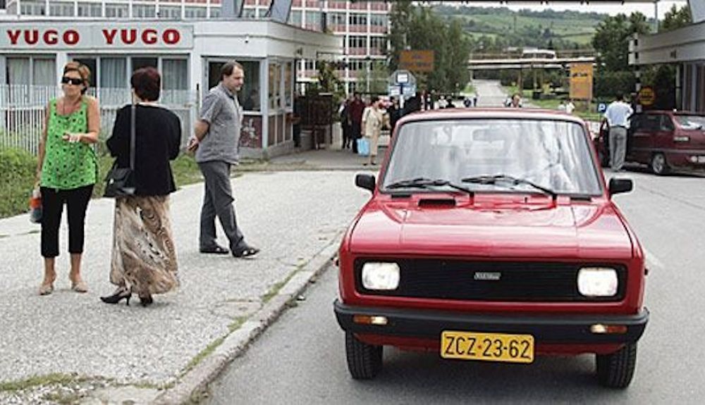 El Yugo 45 podría regresar como un urbano de gasolina de diseño retro