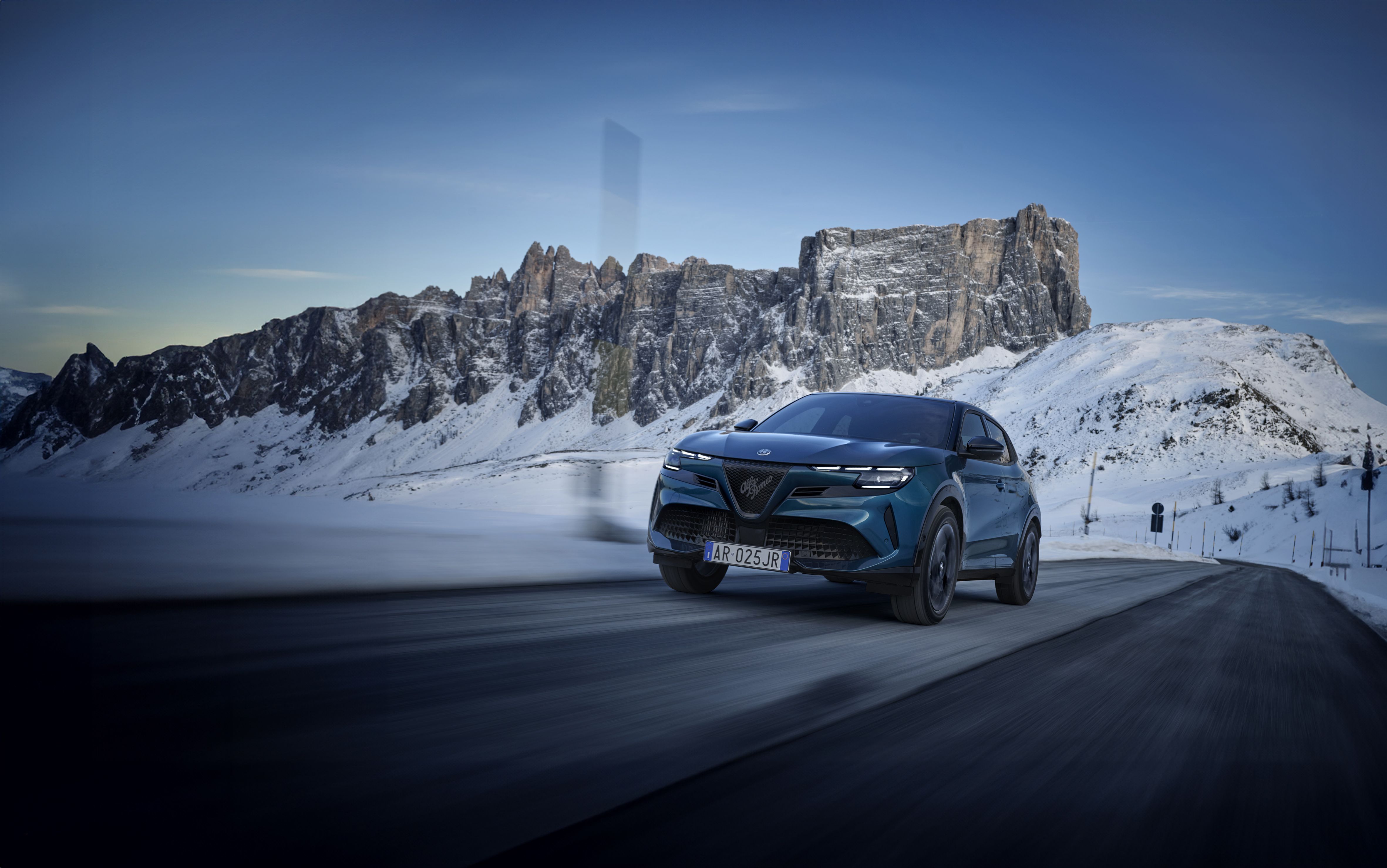 Alfa Romeo Junior Ibrida Q4