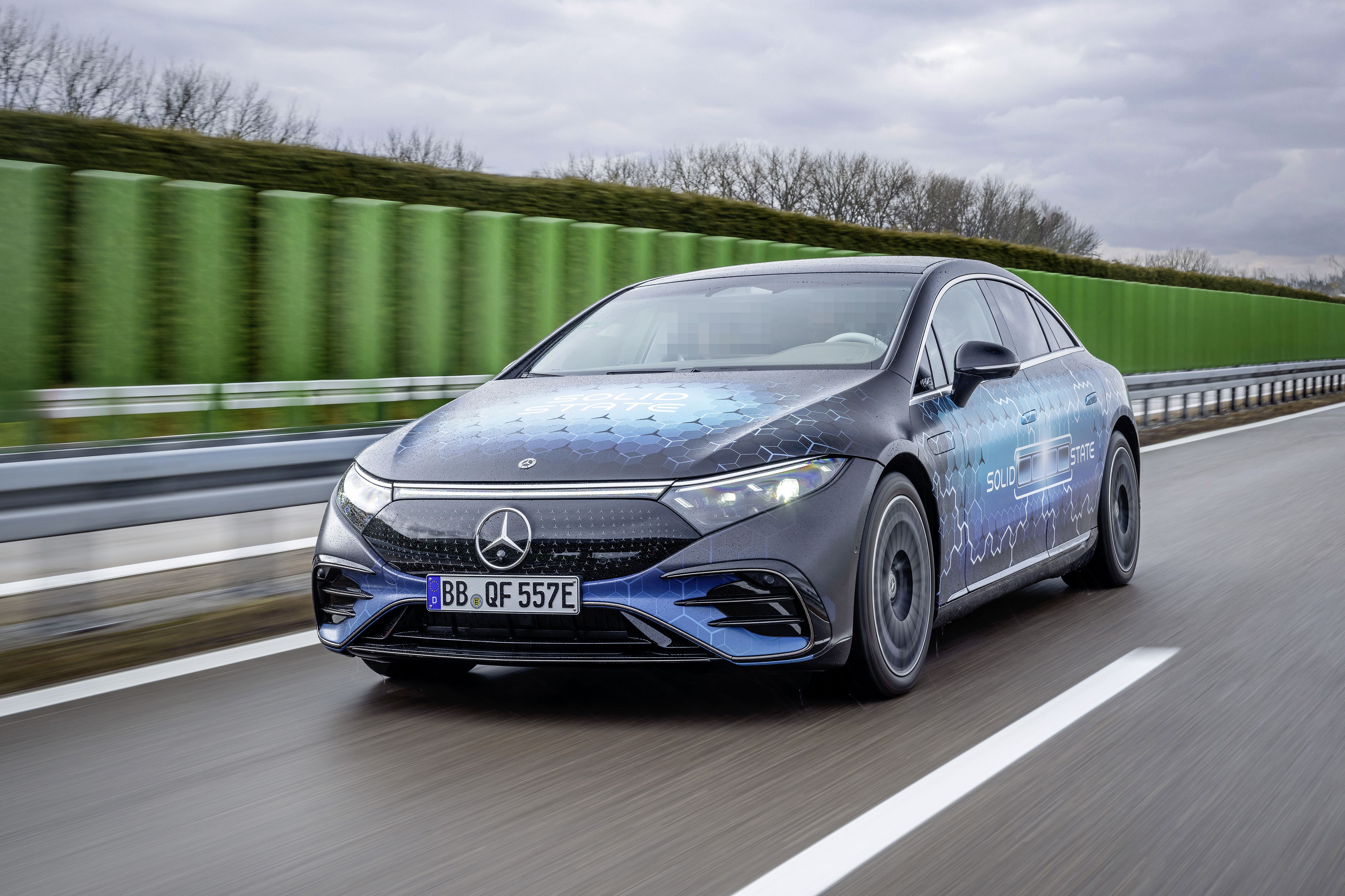 Mercedes EQS batería estado sólido