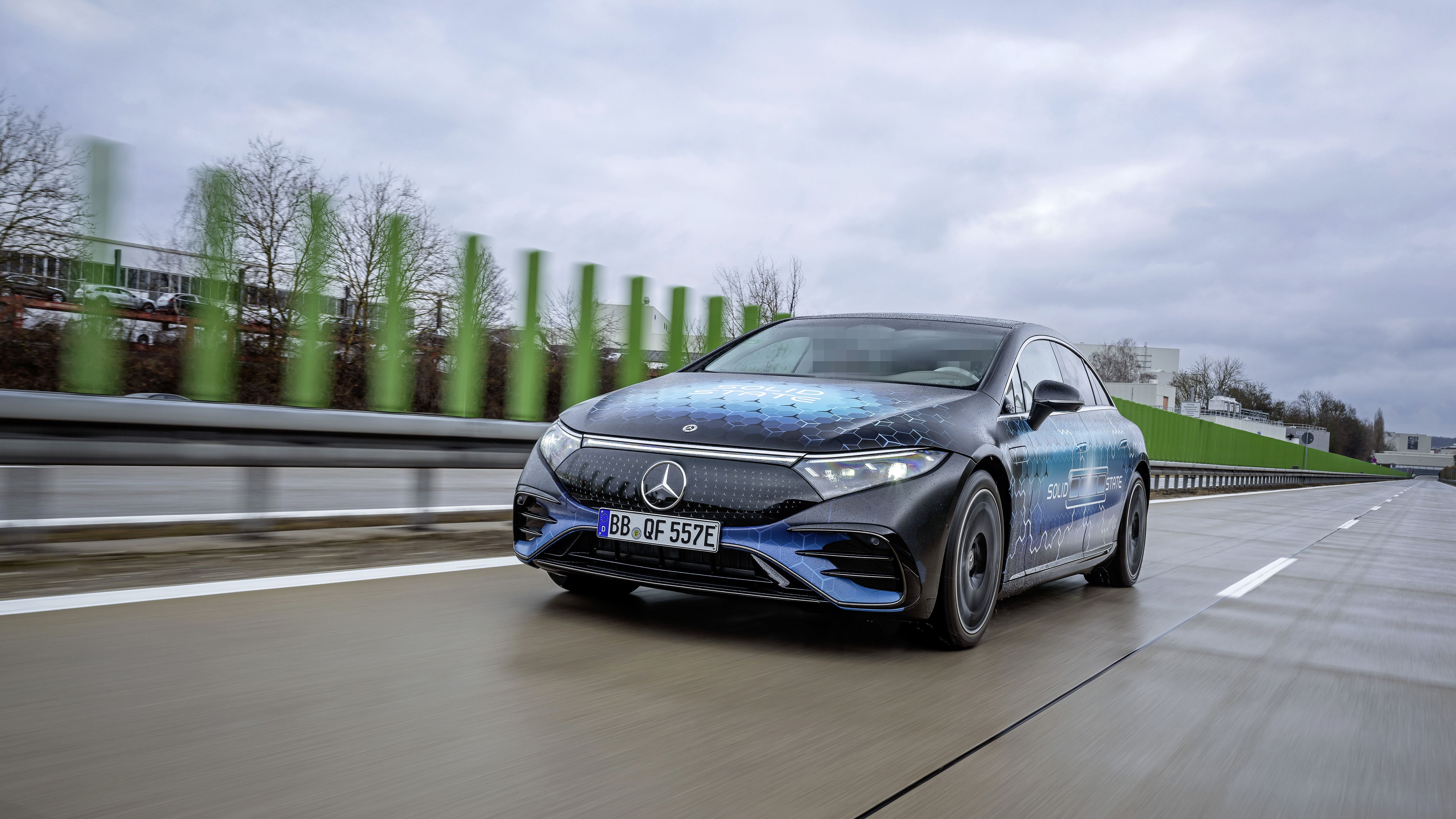 Mercedes EQS batería estado sólido
