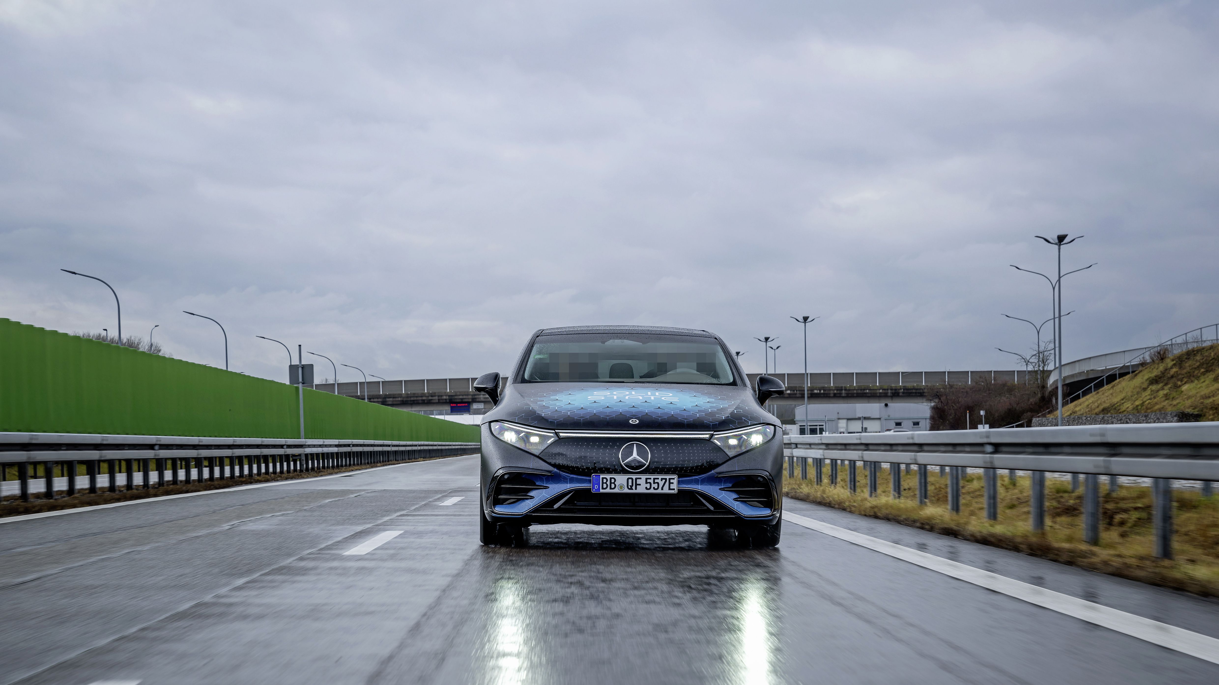 Mercedes EQS batería estado sólido