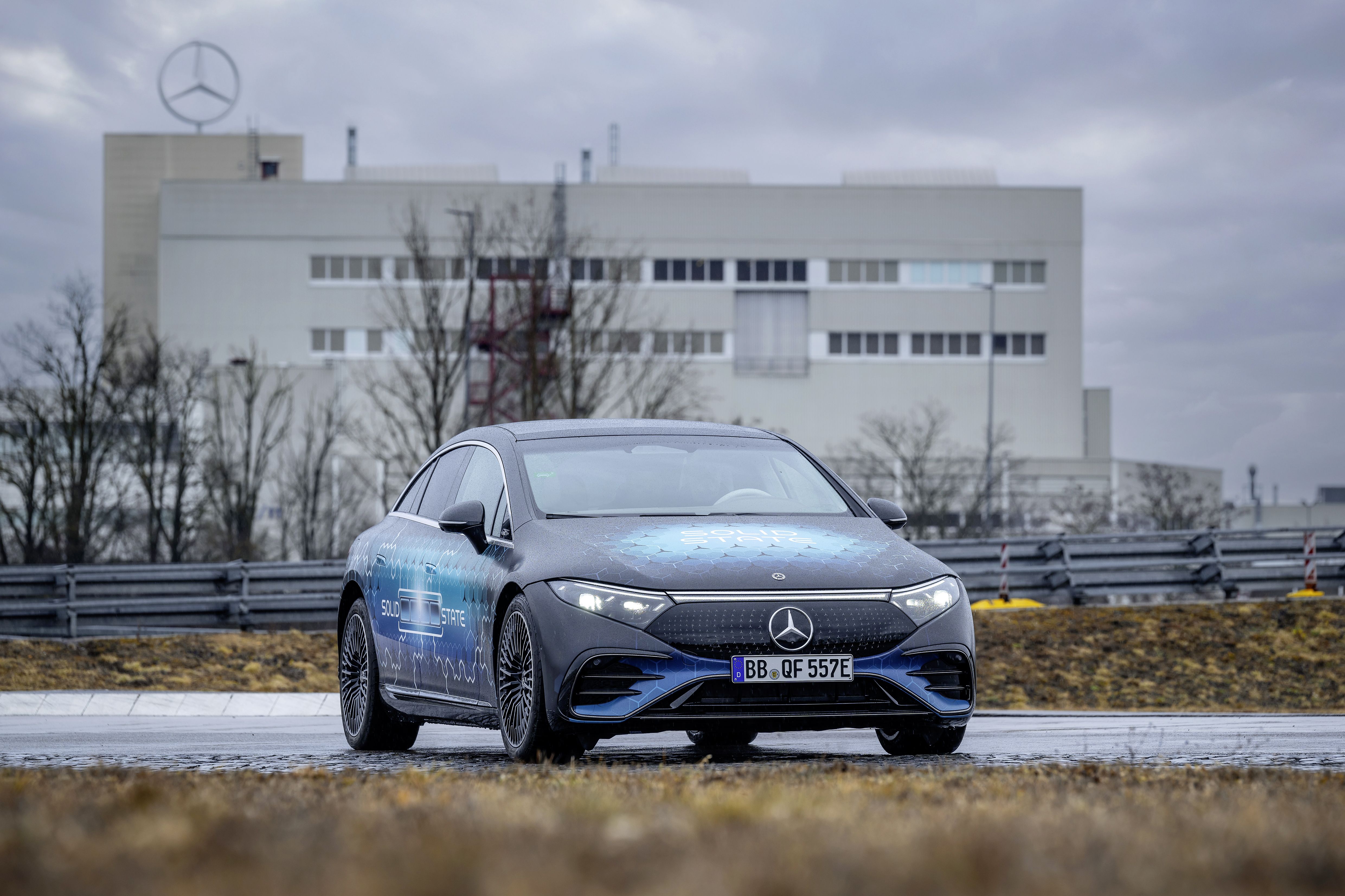 Mercedes EQS batería estado sólido