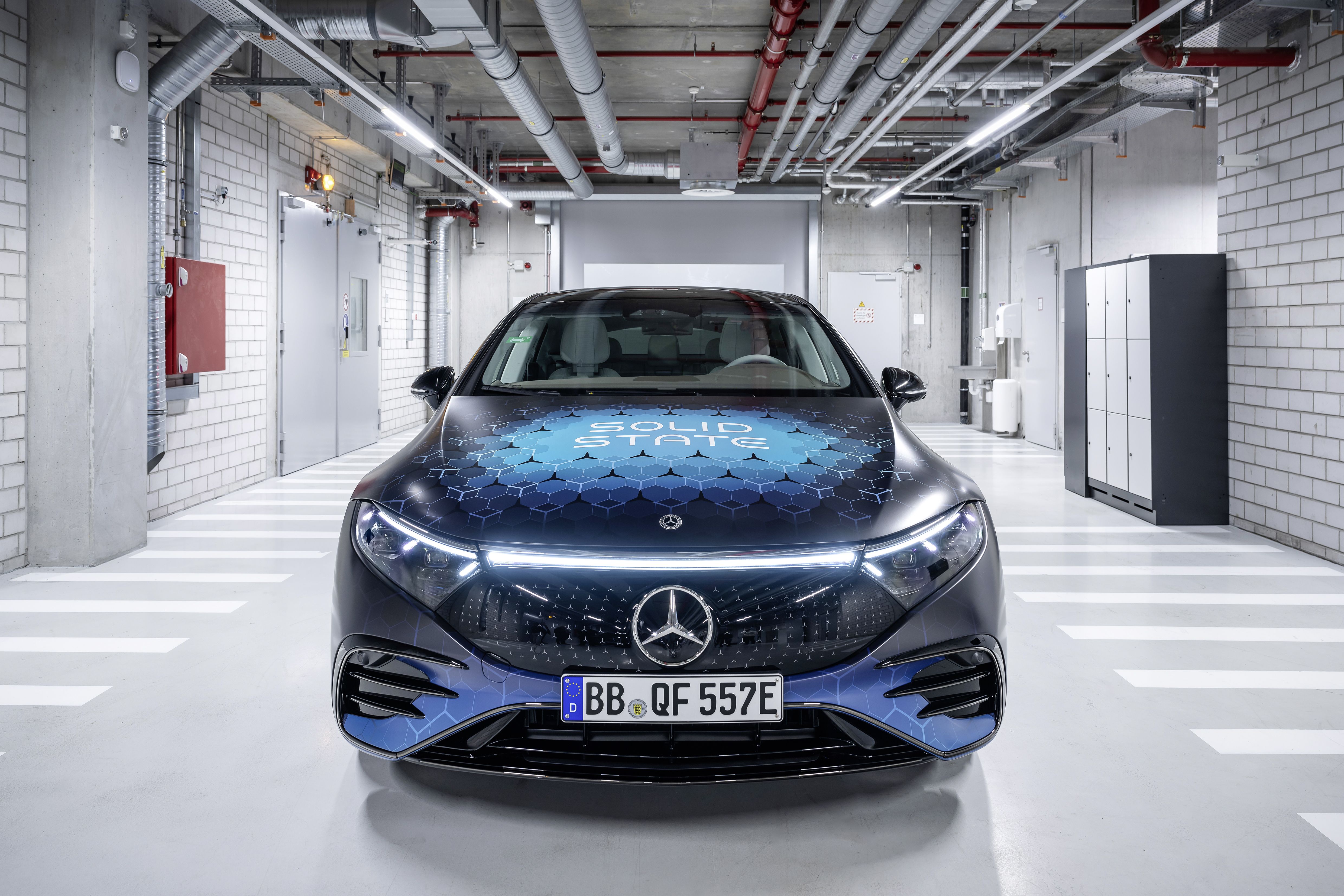 Mercedes EQS batería estado sólido
